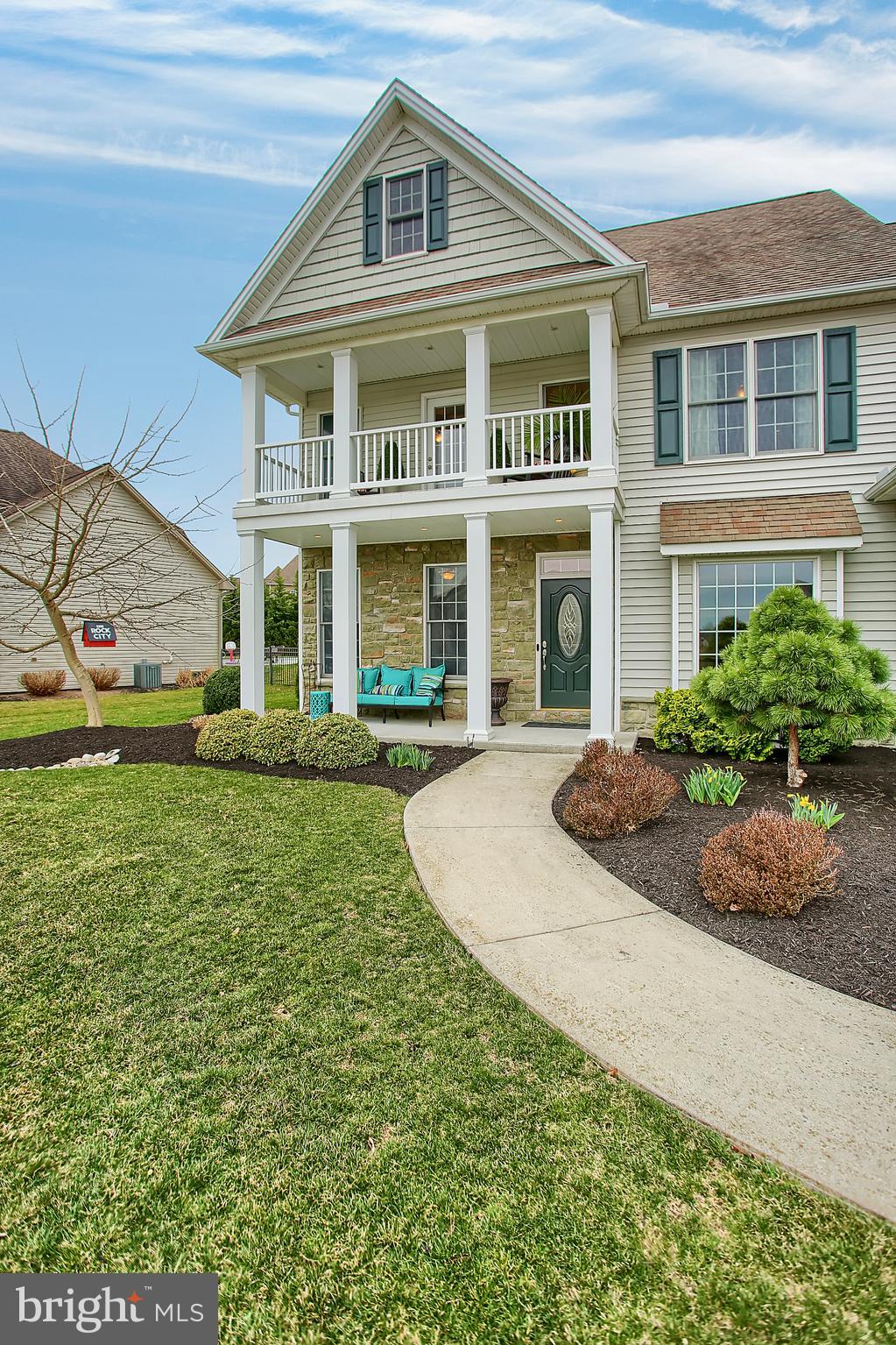 HAMPDEN SUMMIT - Residential