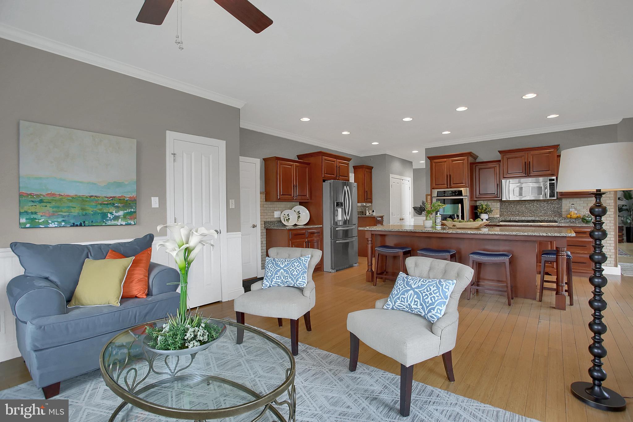 HAMPDEN SUMMIT - Residential