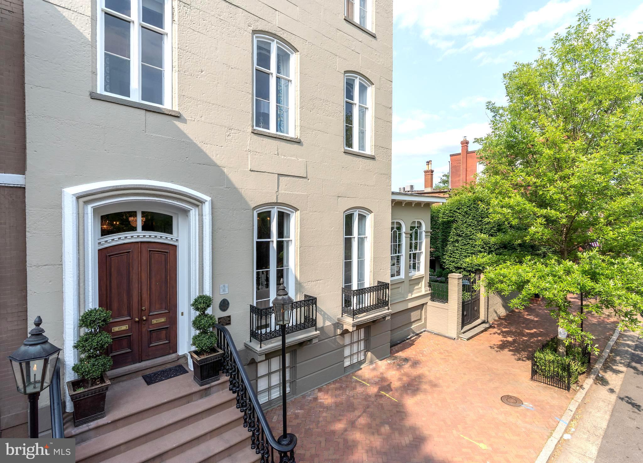 811 PRINCE STREET