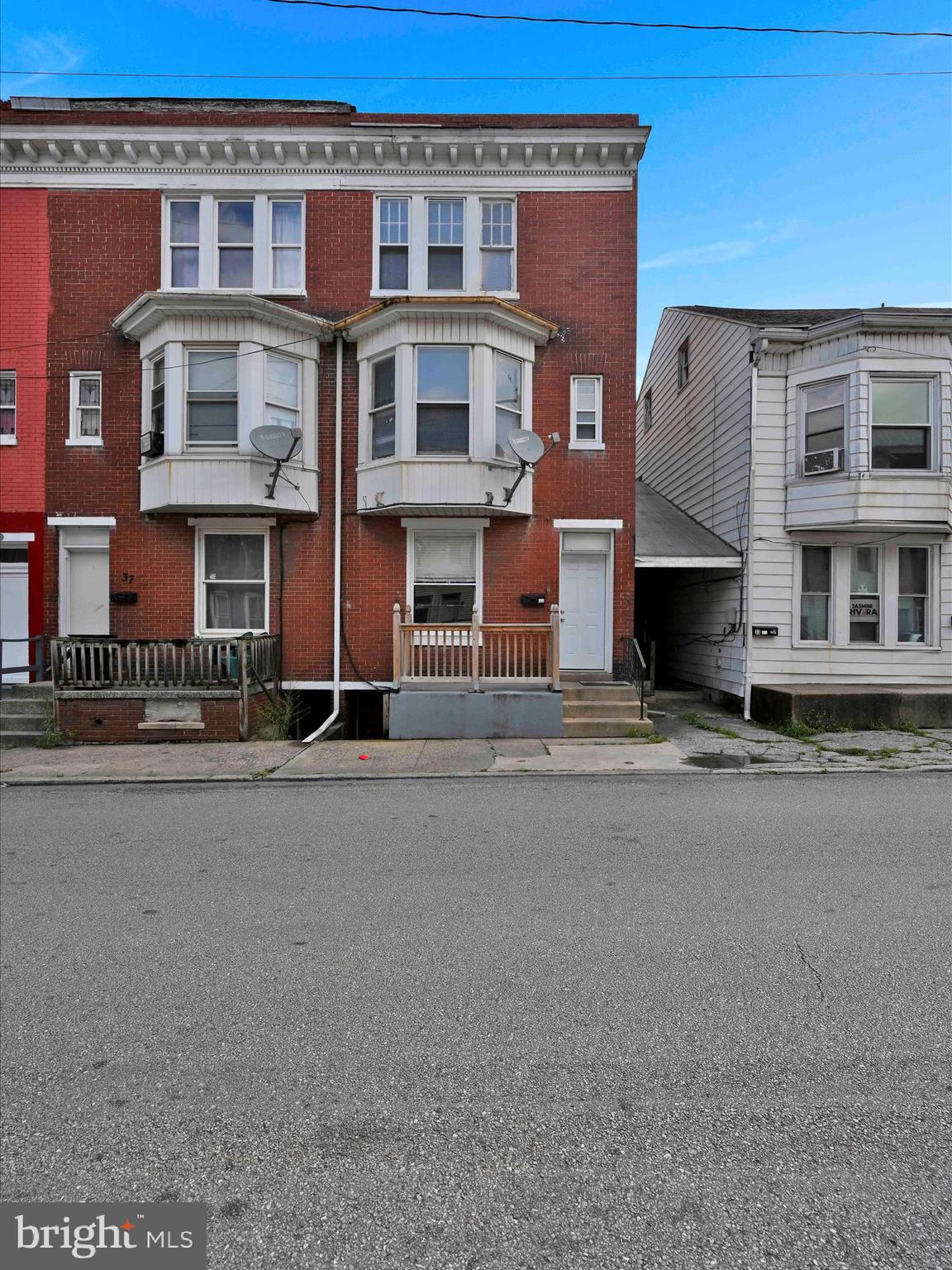 35 N BELVIDERE AVENUE