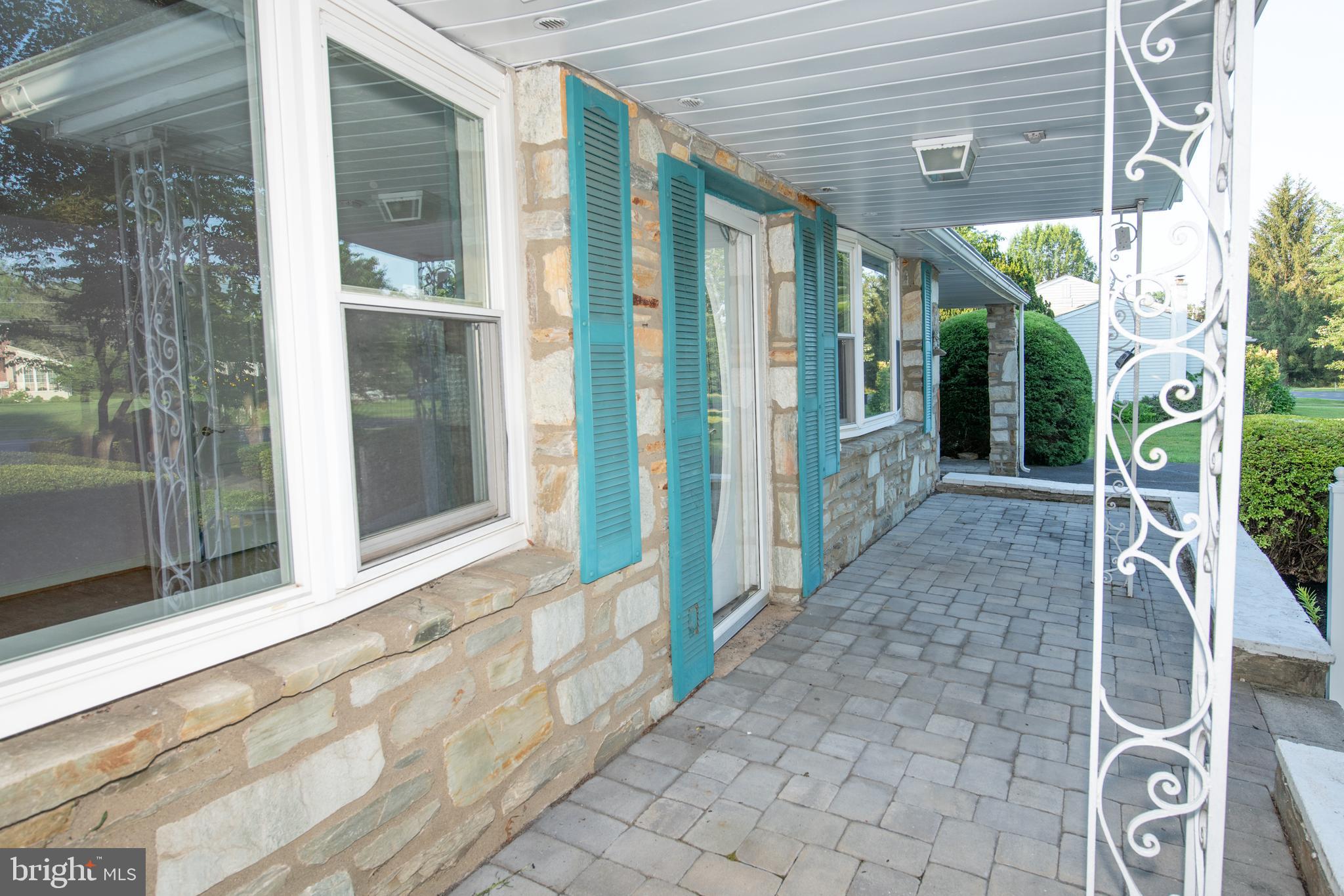 8 WORTHINGTON MILL ROAD