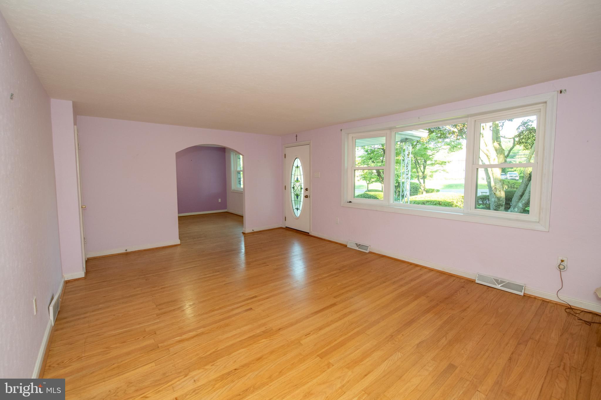8 WORTHINGTON MILL ROAD