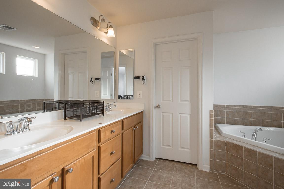 THE PRESERVE AT PISCATAWAY - Residential