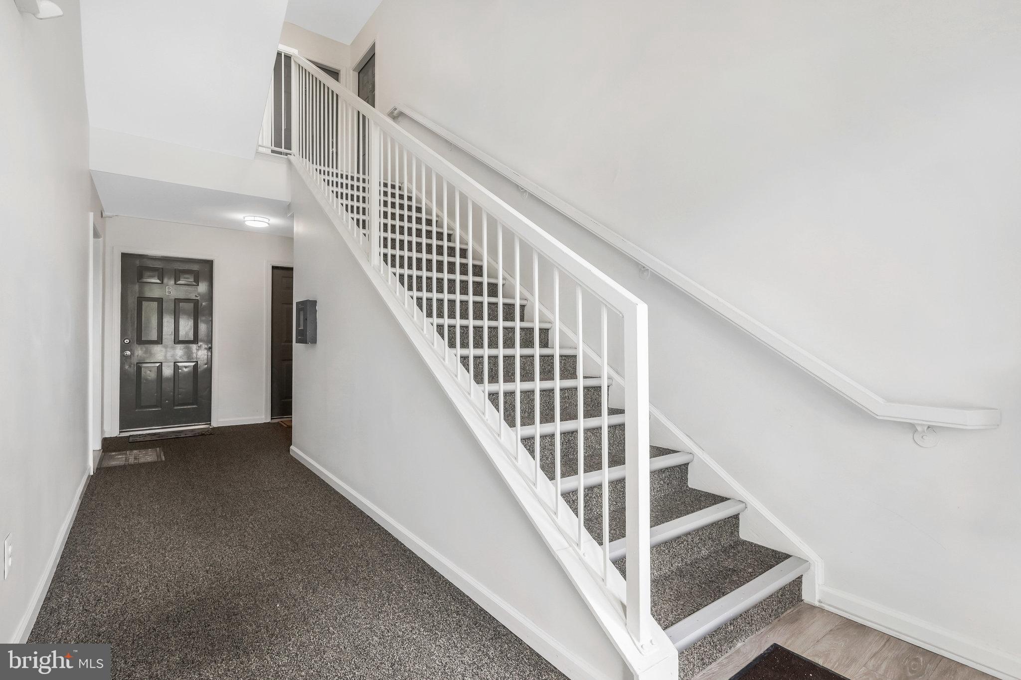 SOUTH MEADOWS - Residential