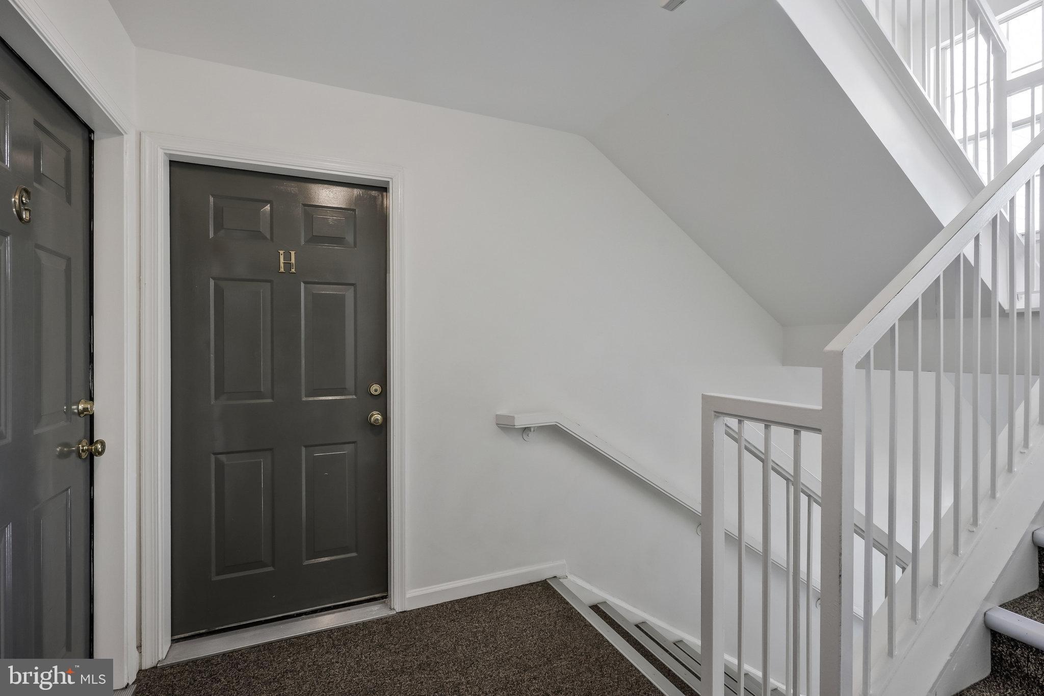 SOUTH MEADOWS - Residential