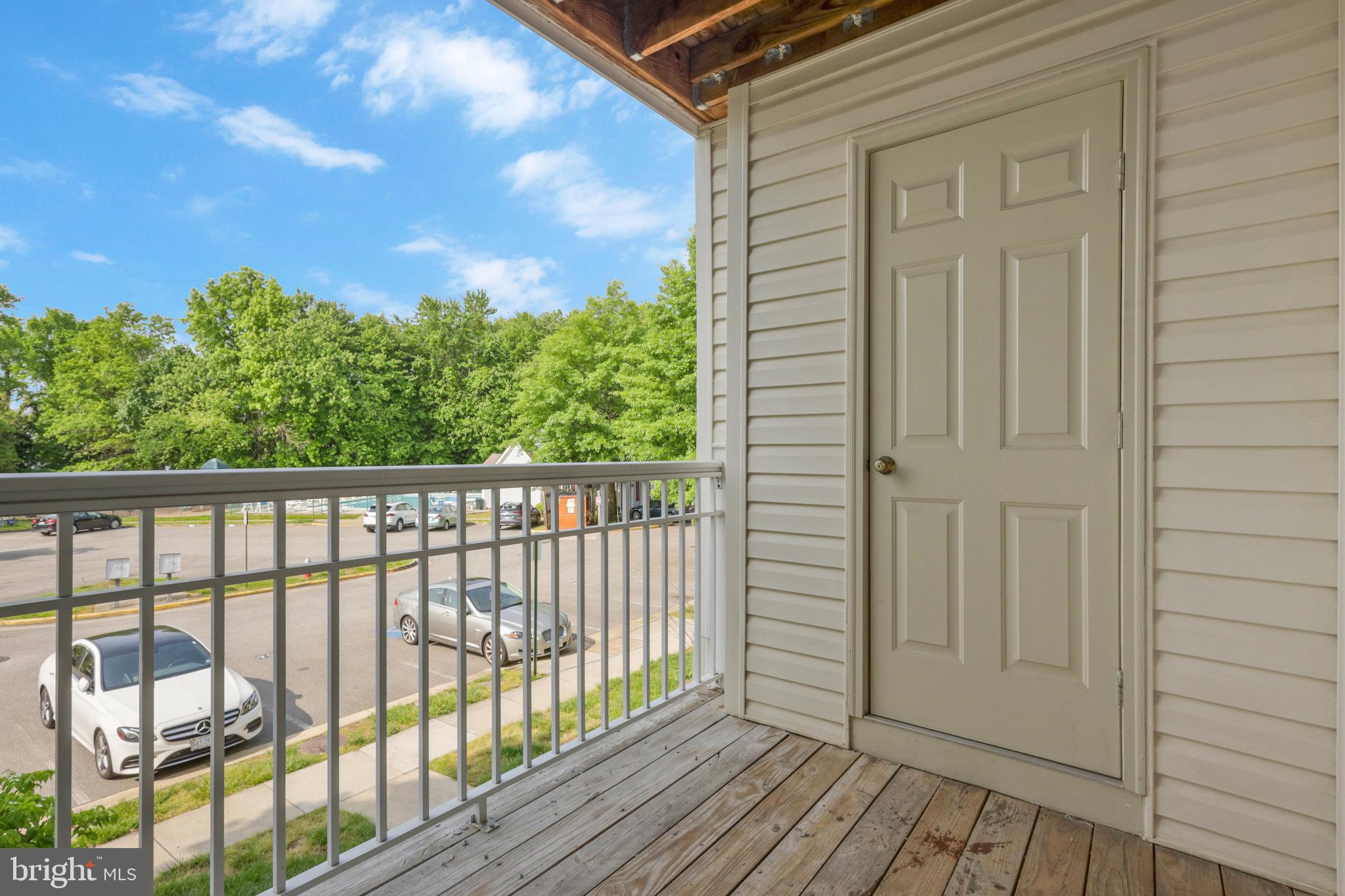 SOUTH MEADOWS - Residential