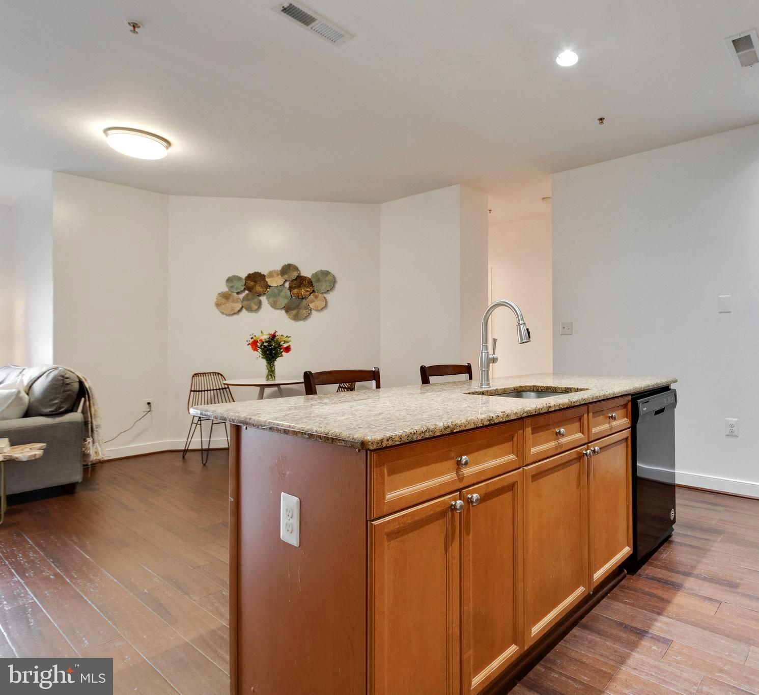 PRESTON - Residential