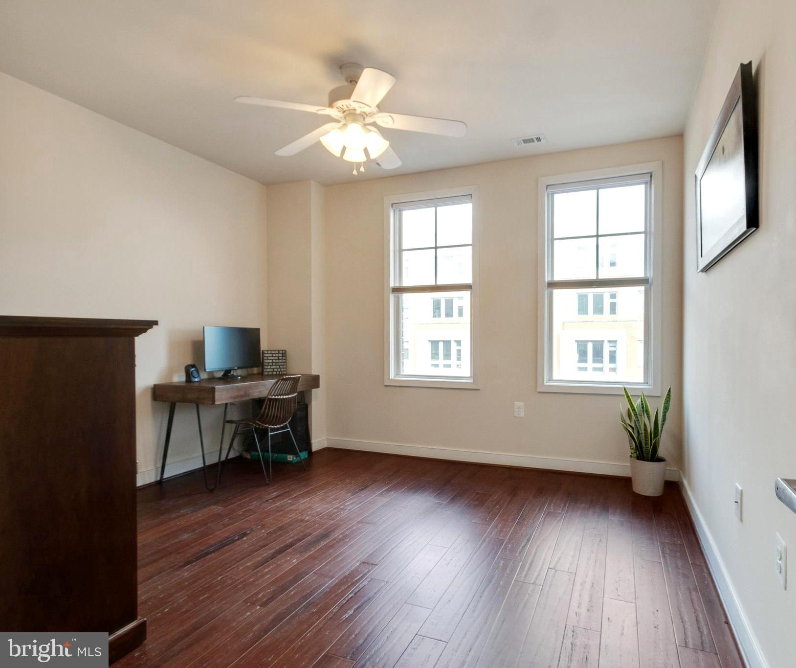 PRESTON - Residential