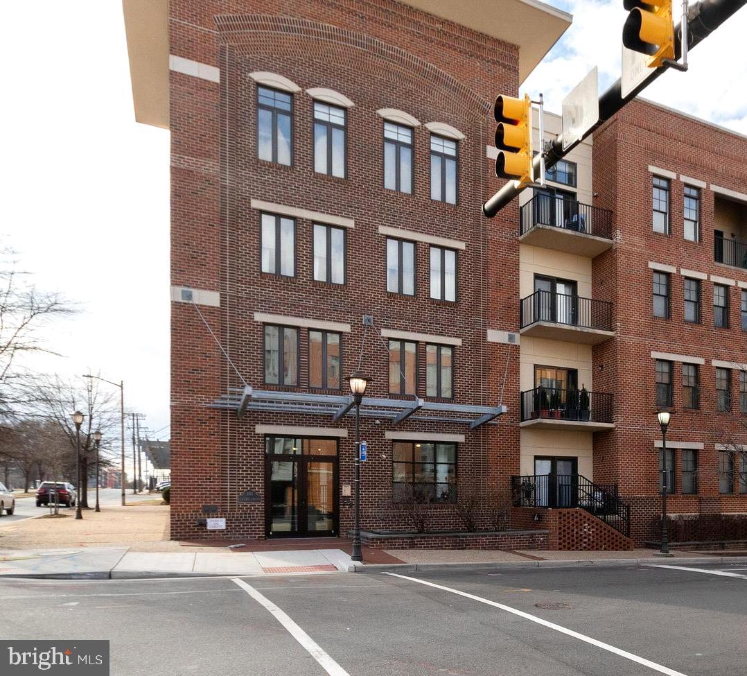 PRESTON - Residential