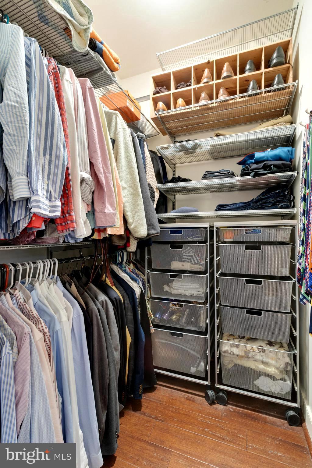 PRESTON - Residential