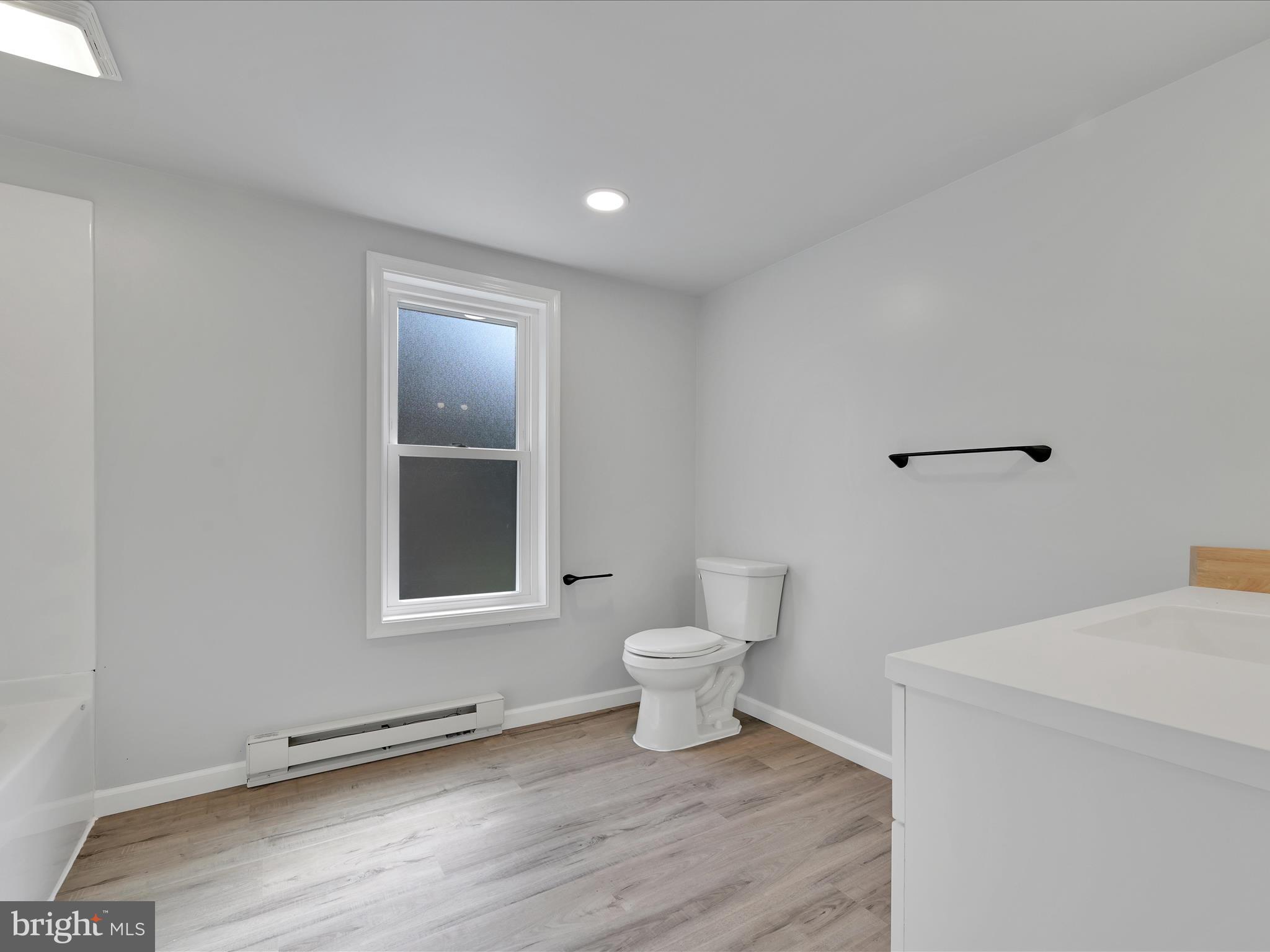 PINE GROVE - Residential Lease