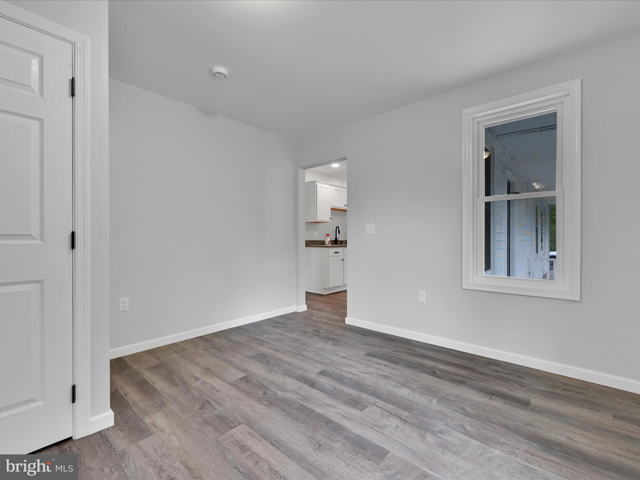 PINE GROVE - Residential Lease