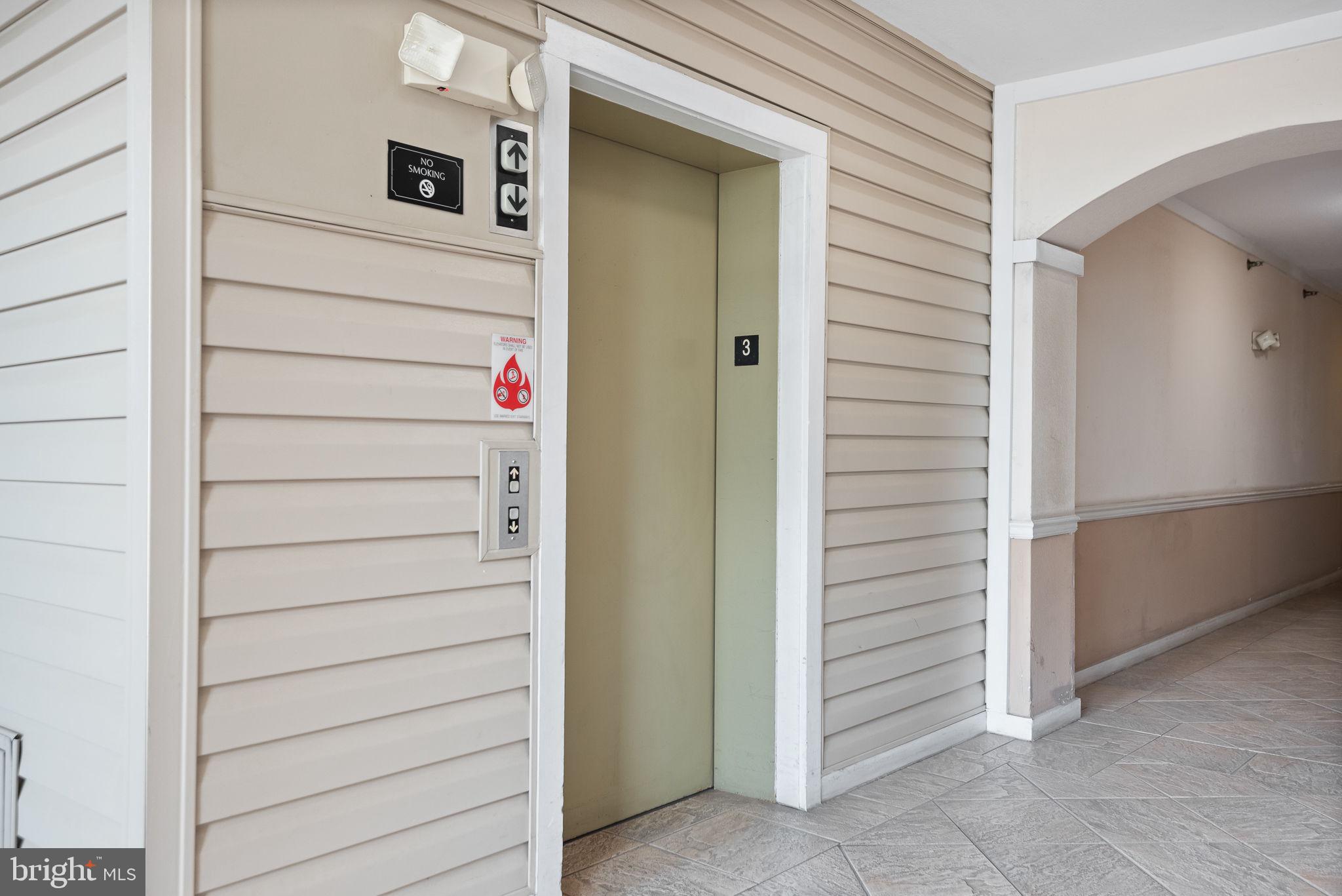 ROCKVILLE - Residential