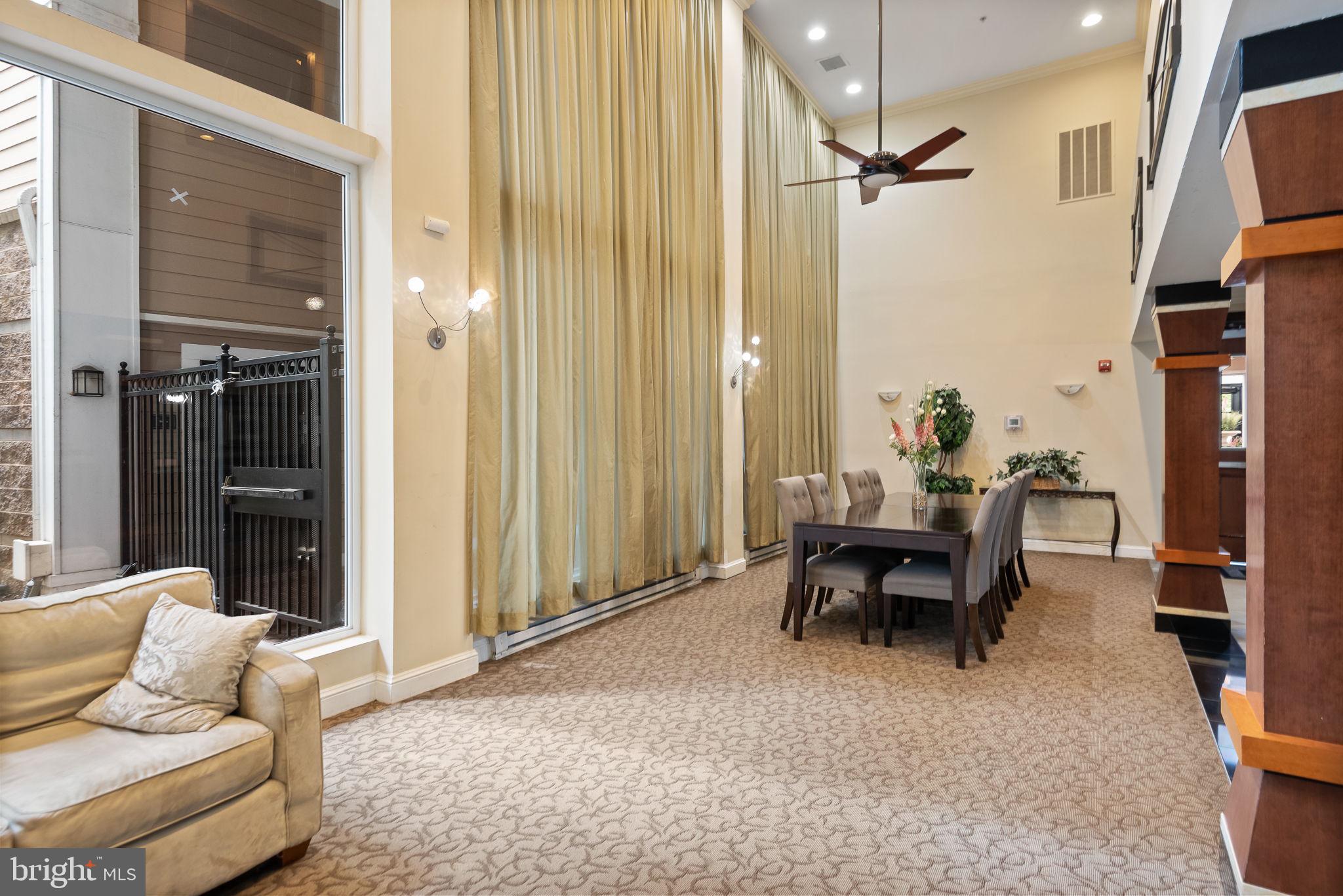 ROCKVILLE - Residential