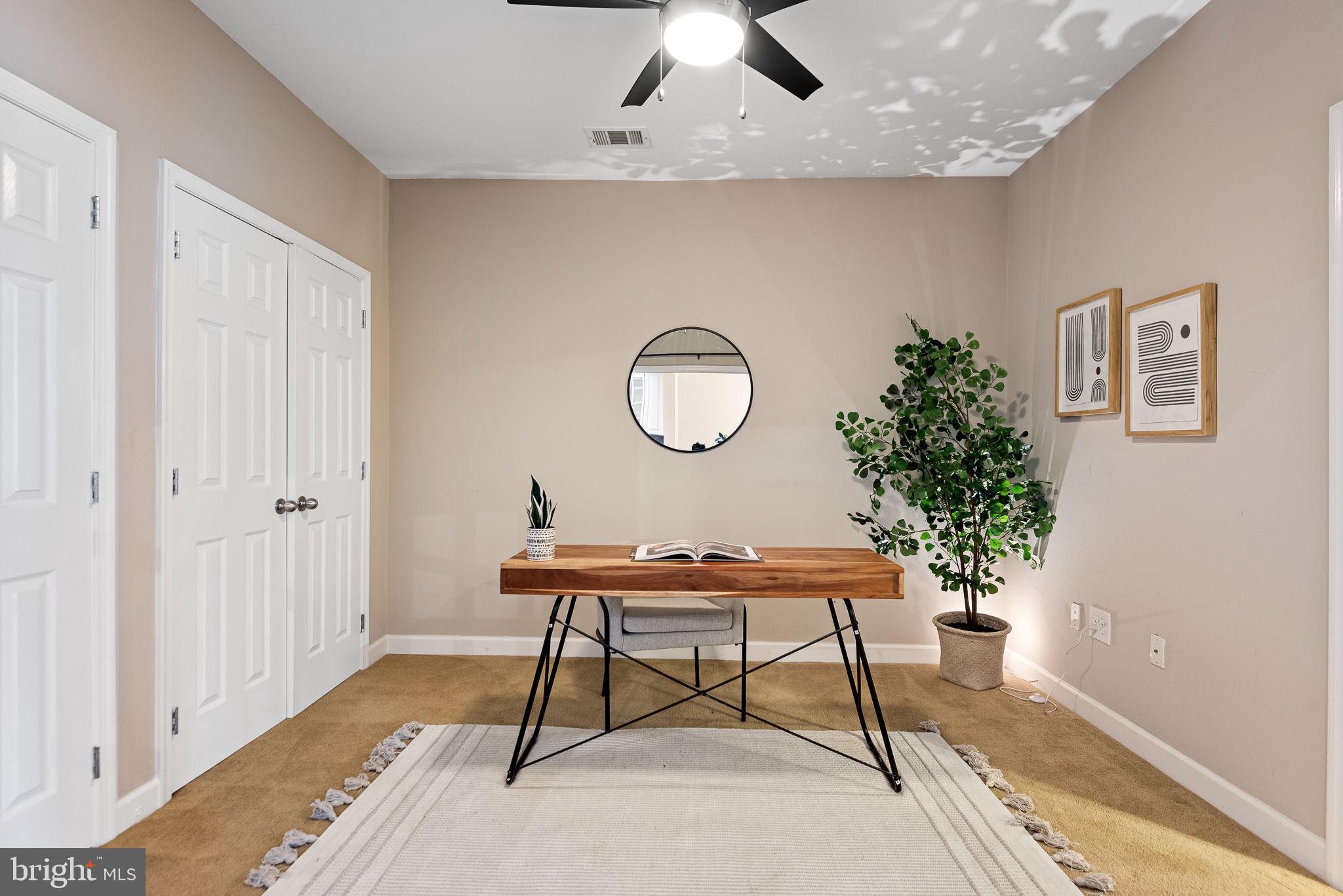 ROCKVILLE - Residential