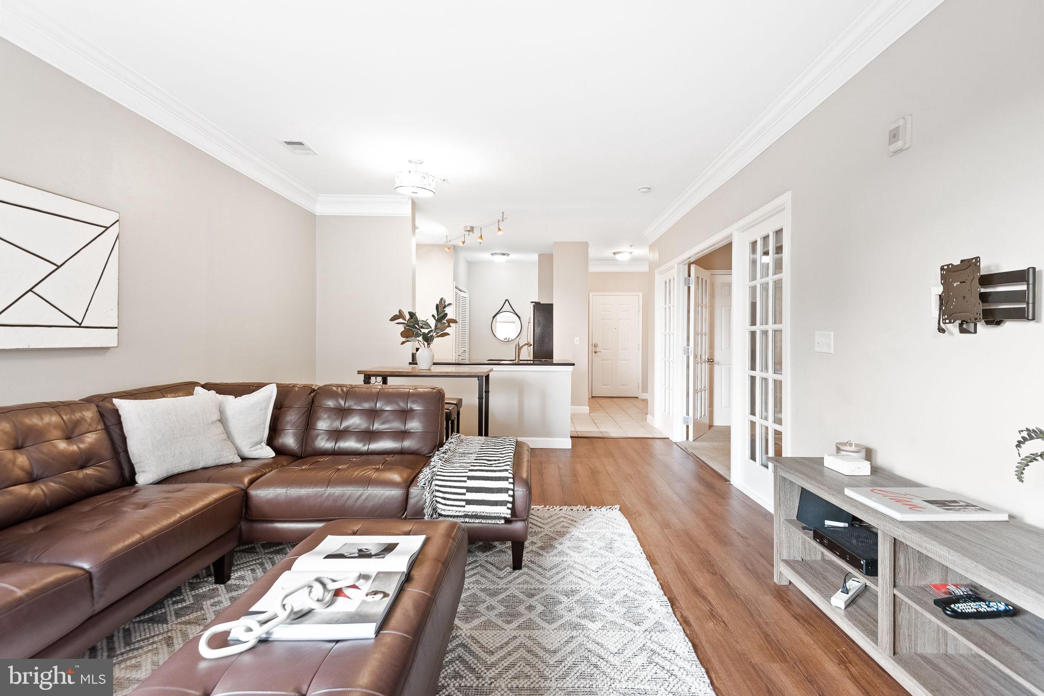 ROCKVILLE - Residential