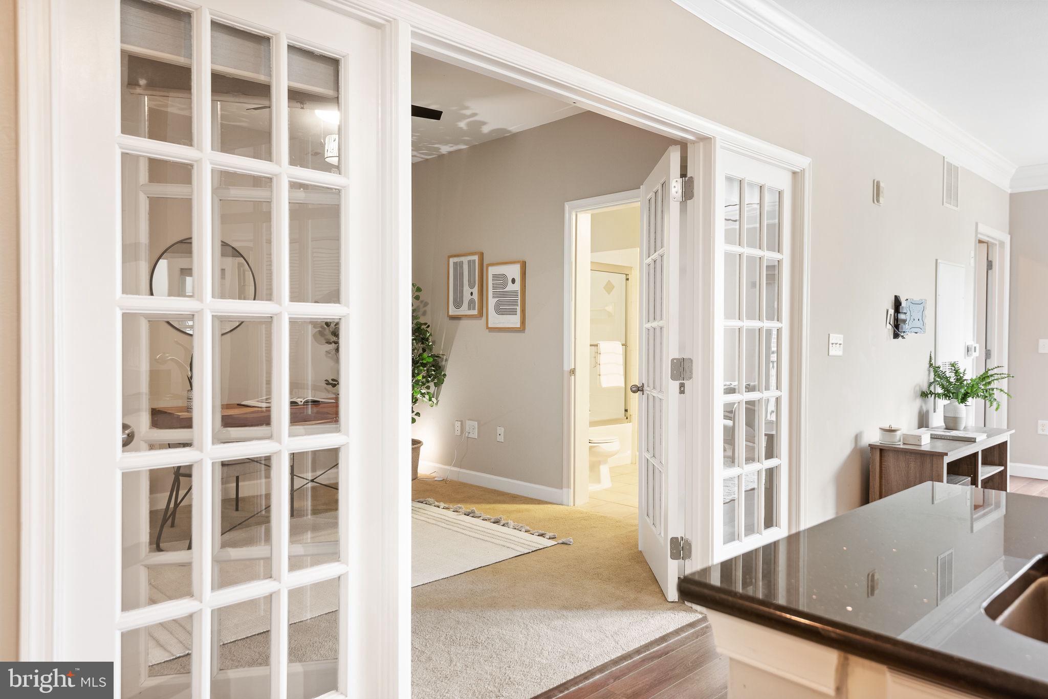 ROCKVILLE - Residential