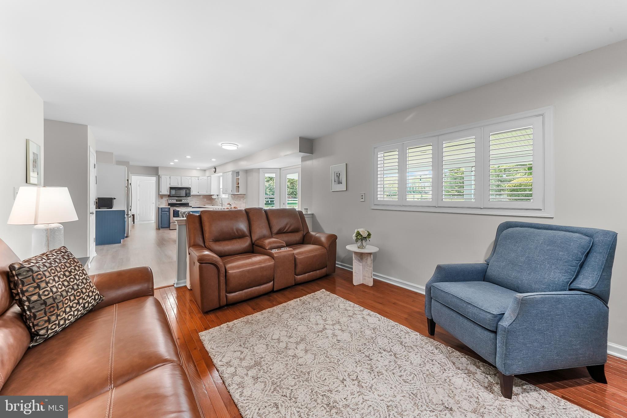 LAKEVIEW - Residential