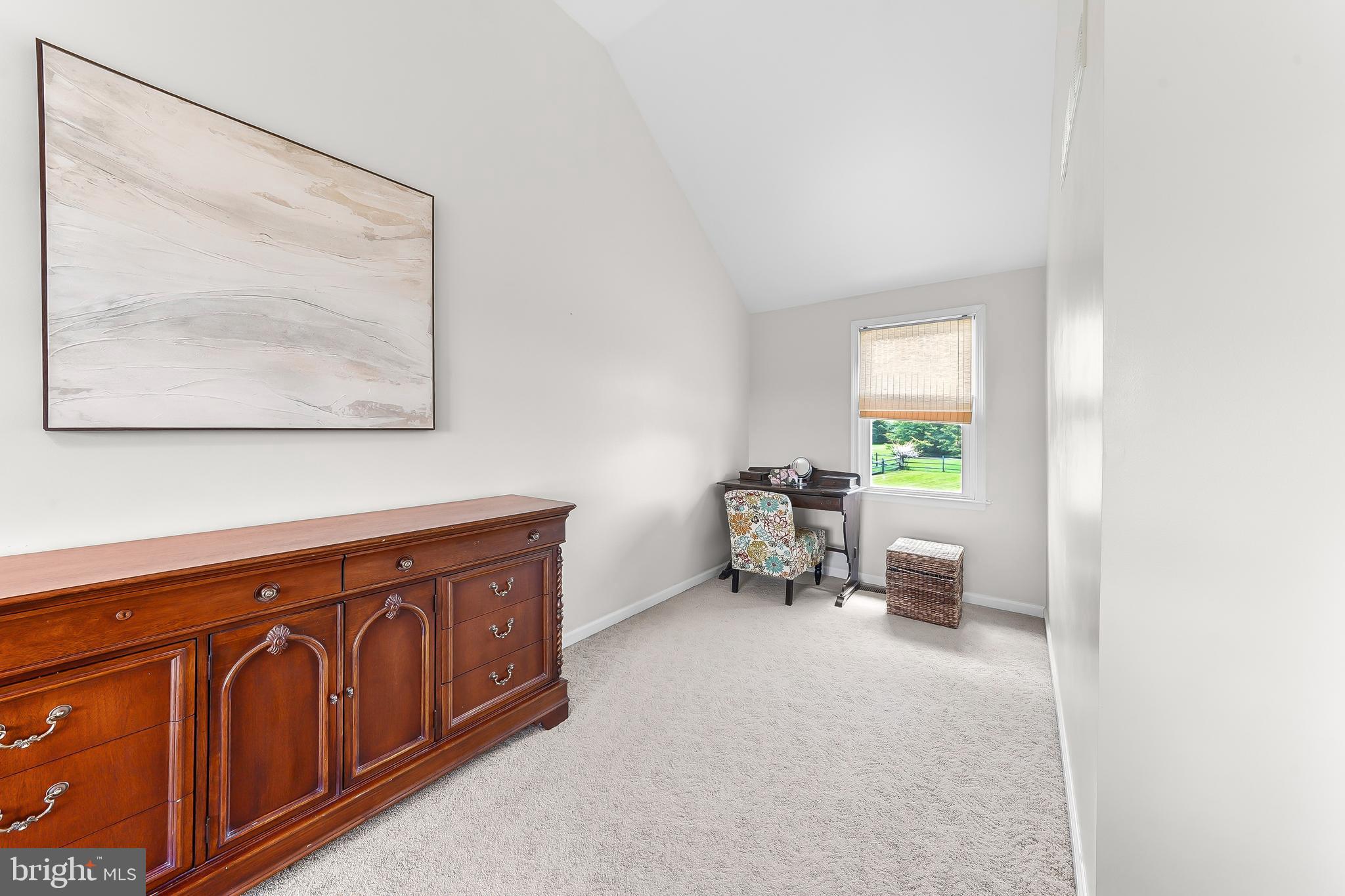 LAKEVIEW - Residential