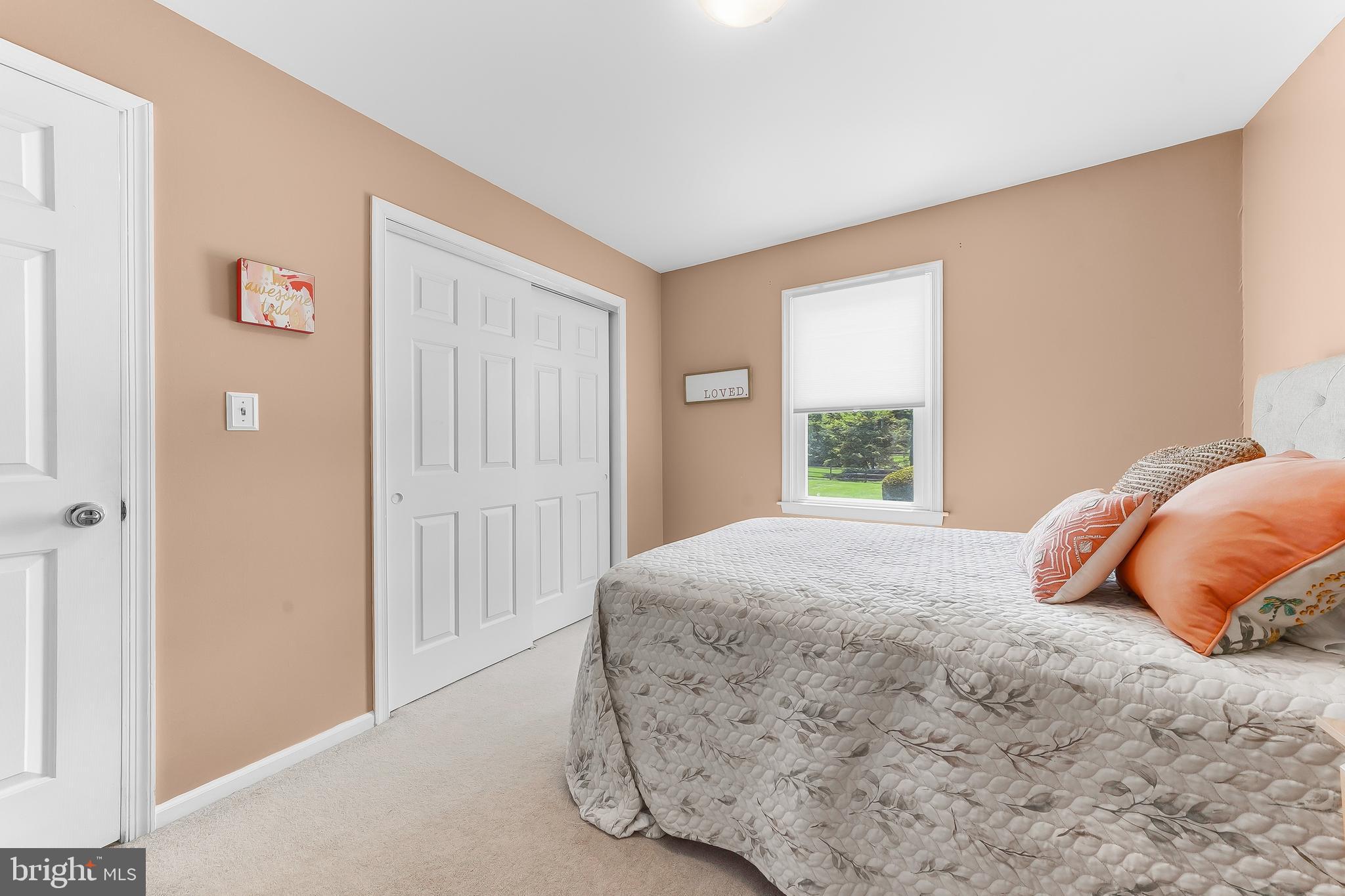 LAKEVIEW - Residential