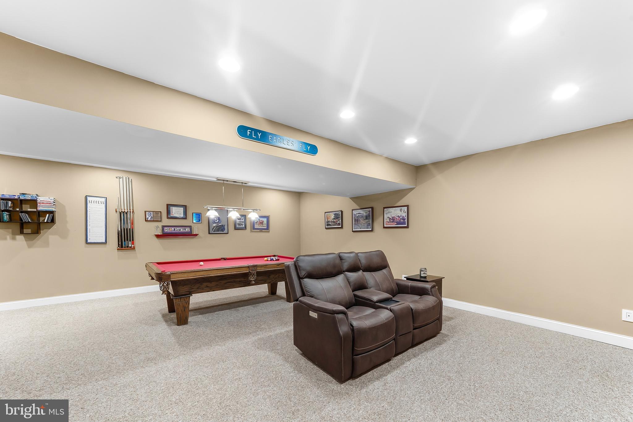 LAKEVIEW - Residential