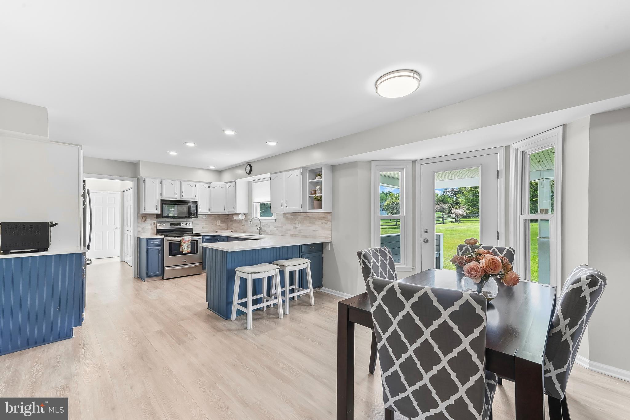 LAKEVIEW - Residential