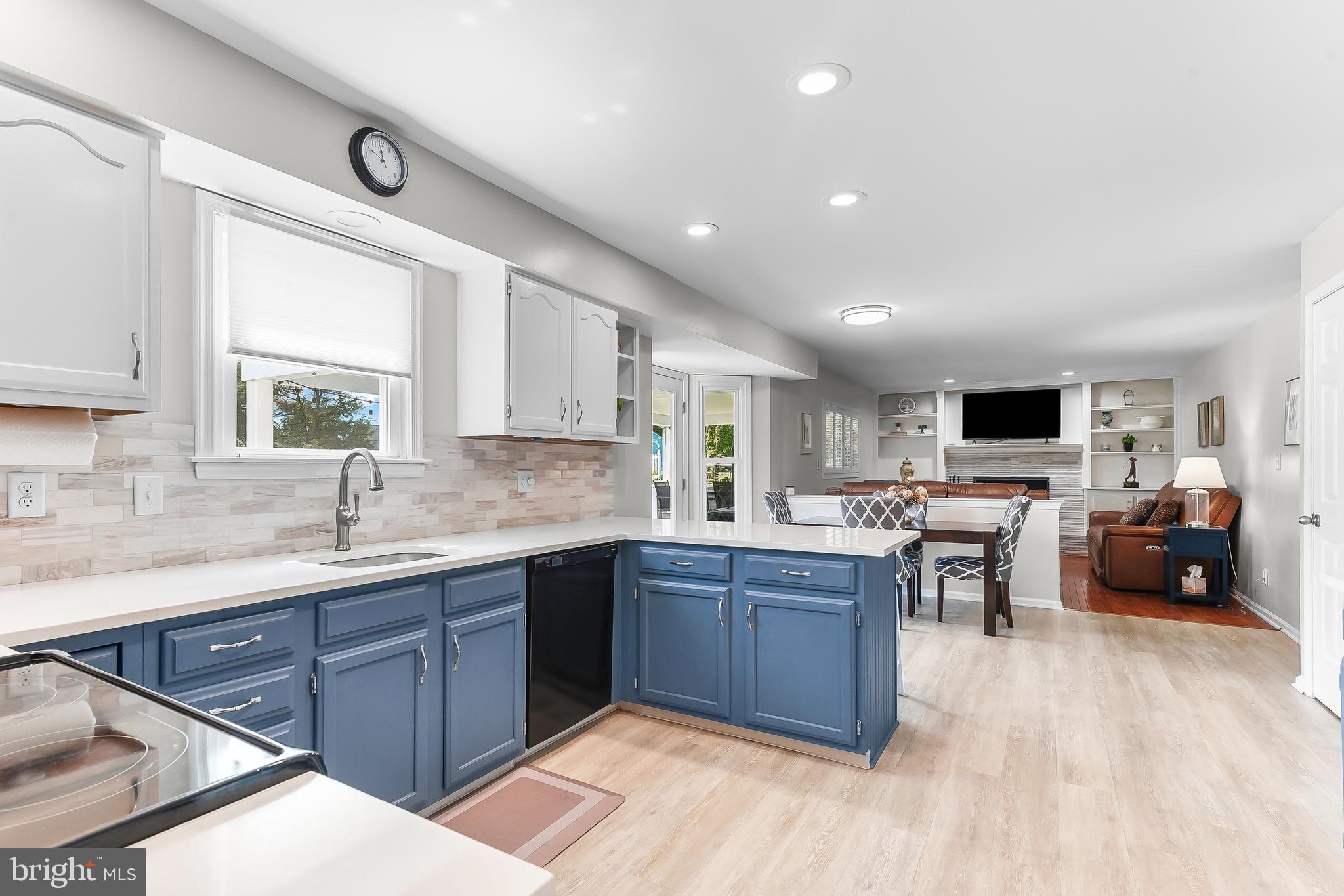 LAKEVIEW - Residential