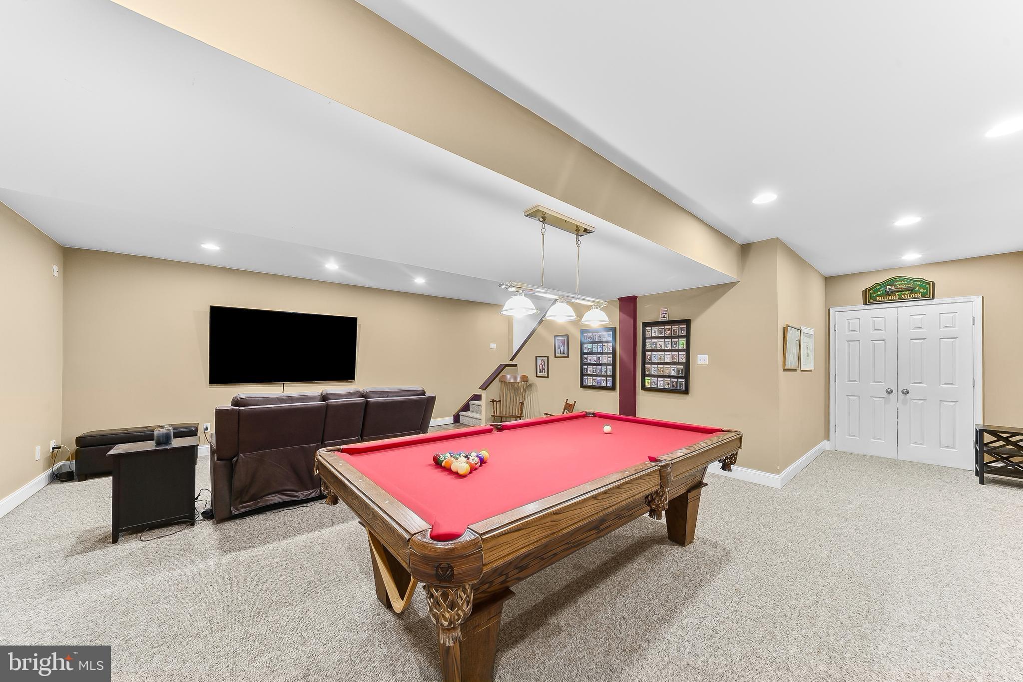 LAKEVIEW - Residential