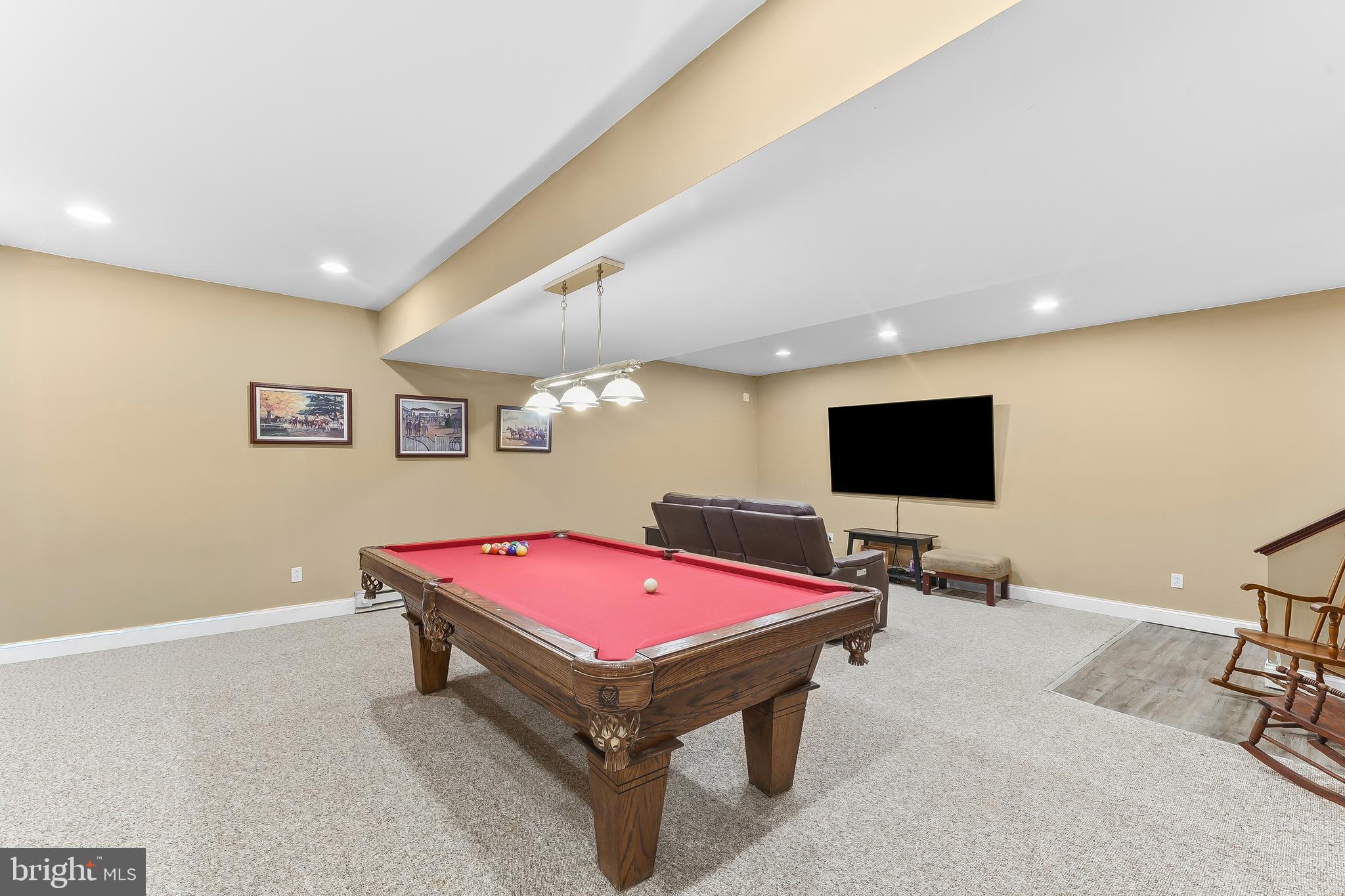 LAKEVIEW - Residential