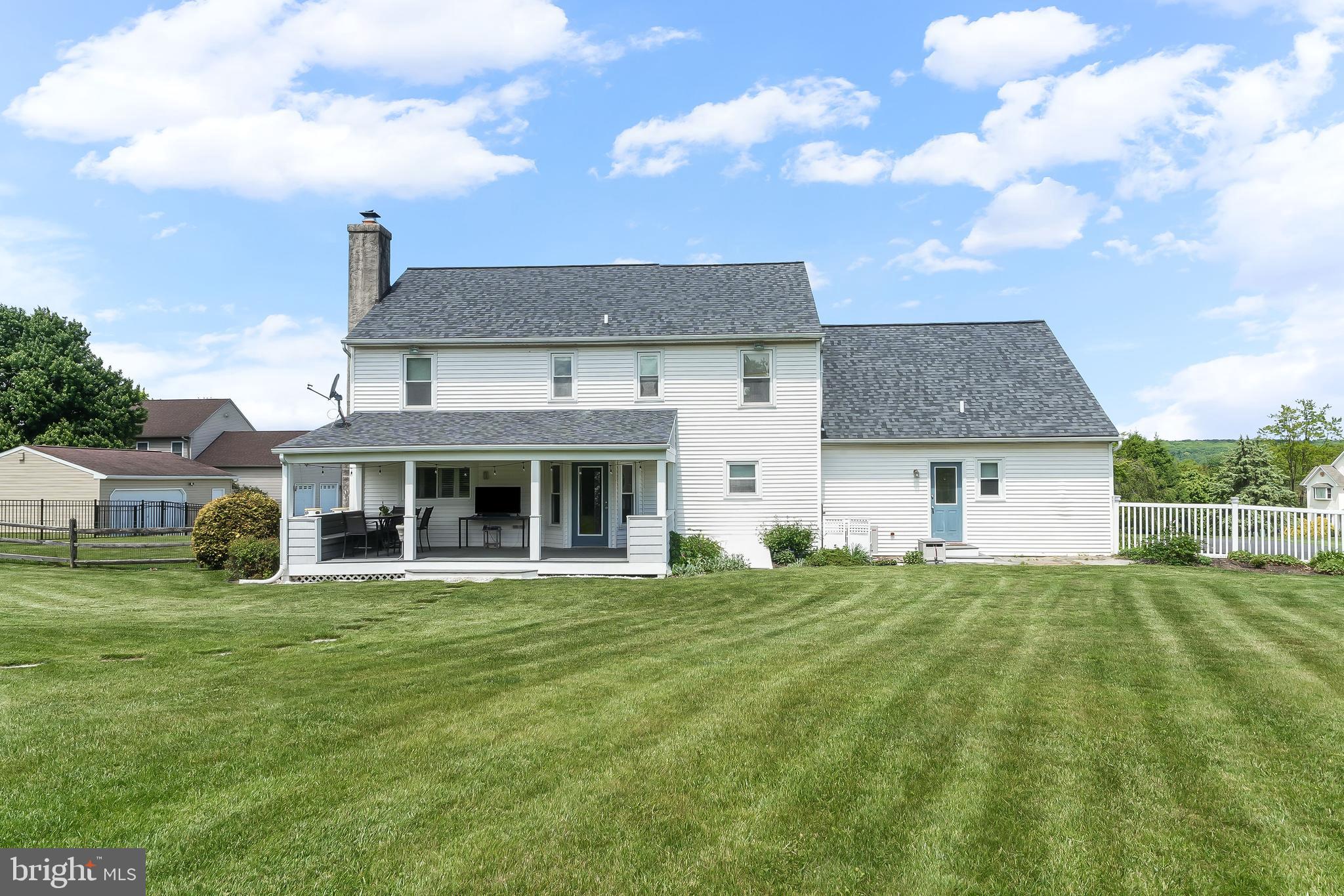 LAKEVIEW - Residential