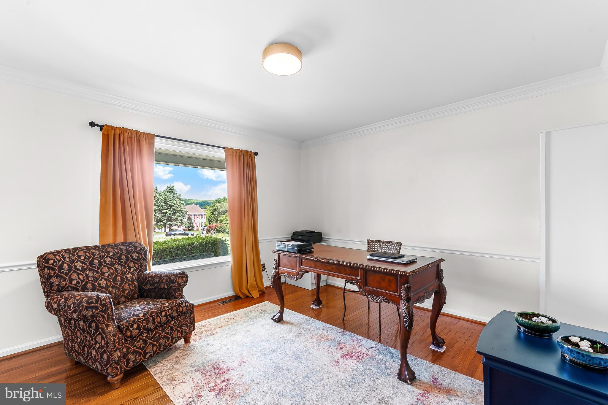 LAKEVIEW - Residential