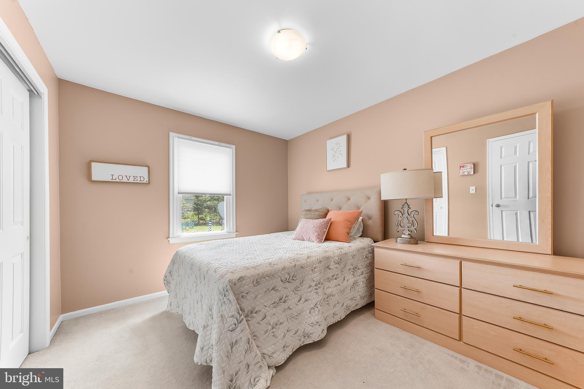LAKEVIEW - Residential