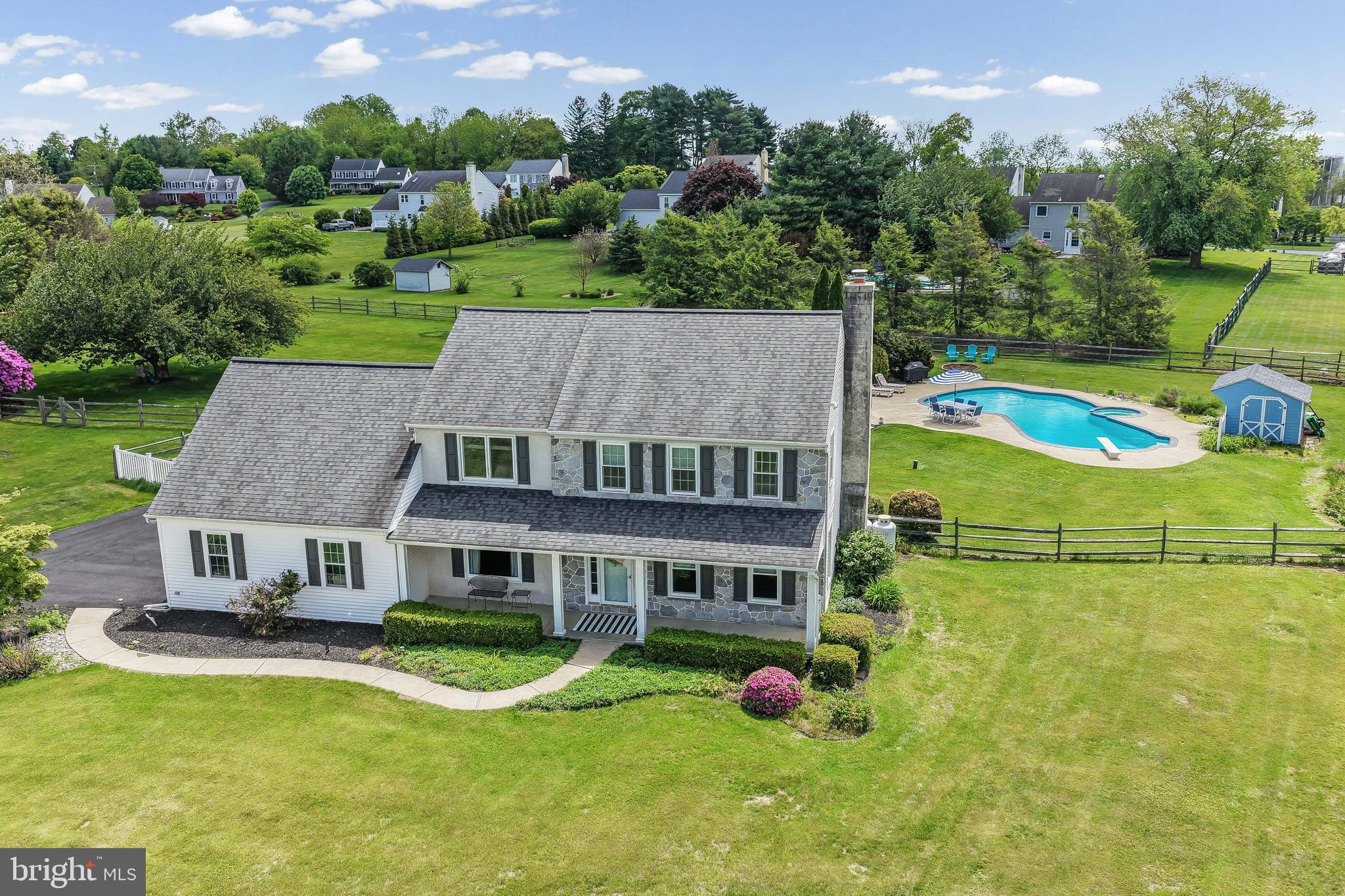 152 SHORE LINE DRIVE