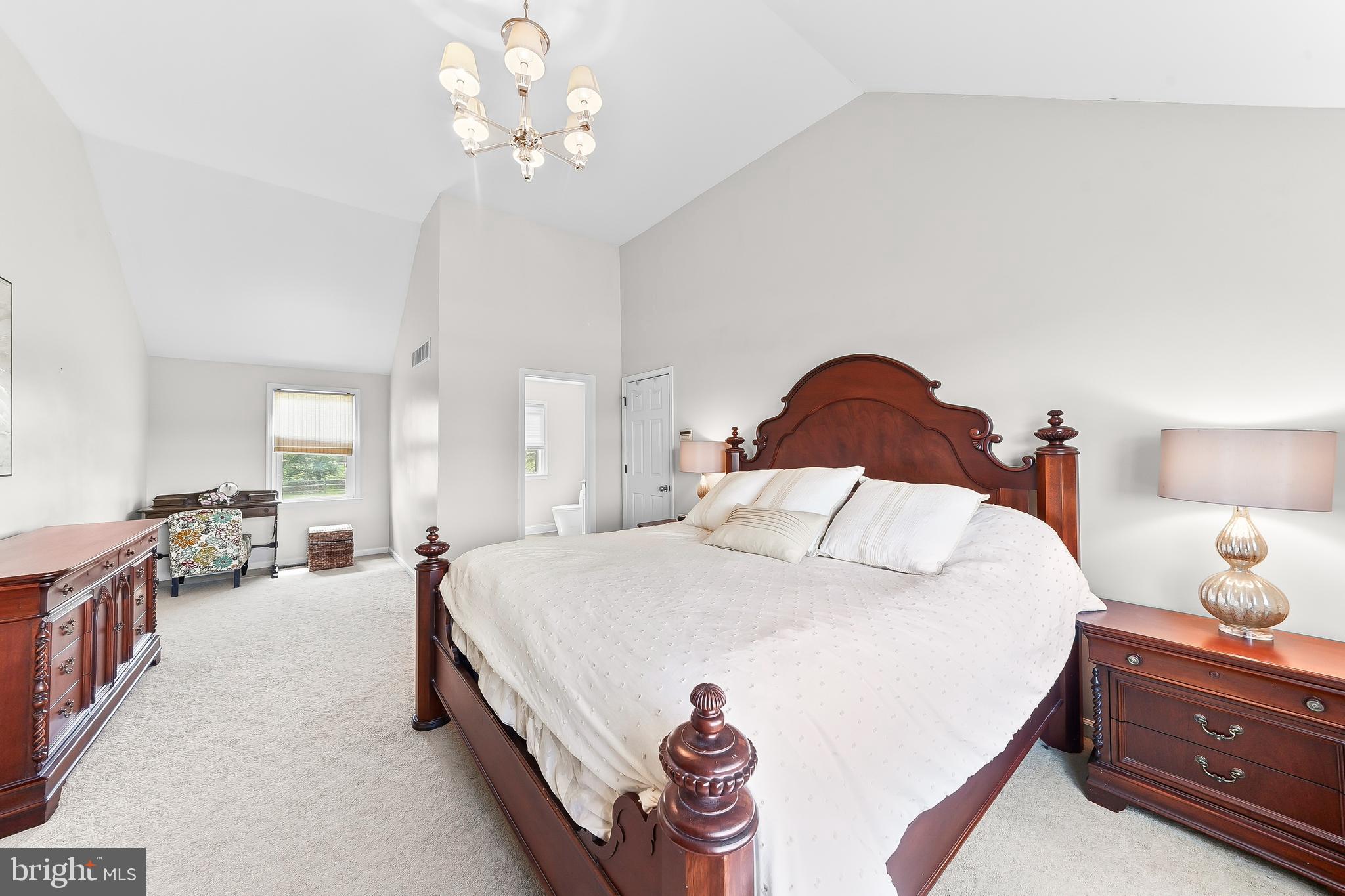 LAKEVIEW - Residential
