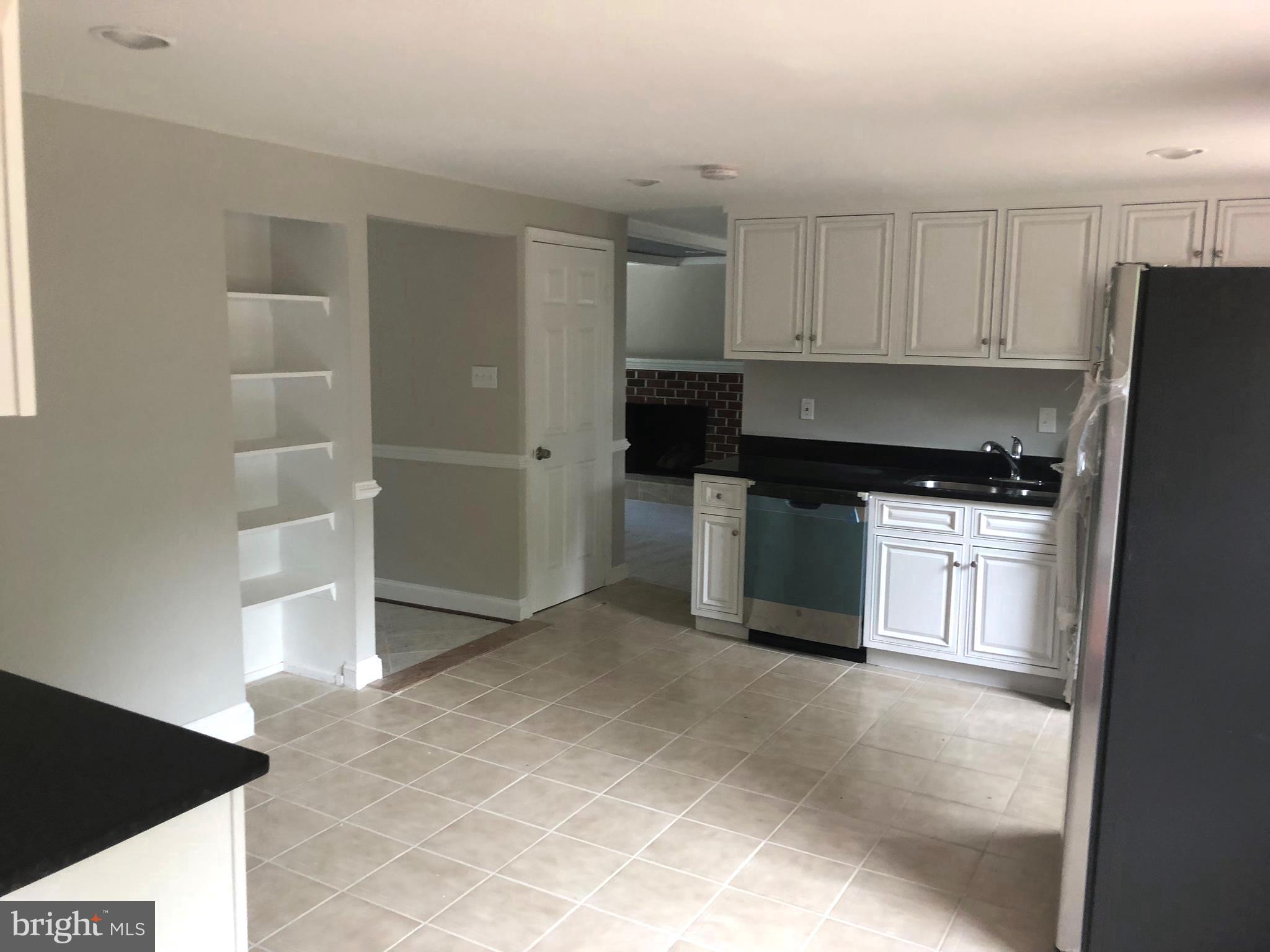 TANTALLON HILLS - Residential