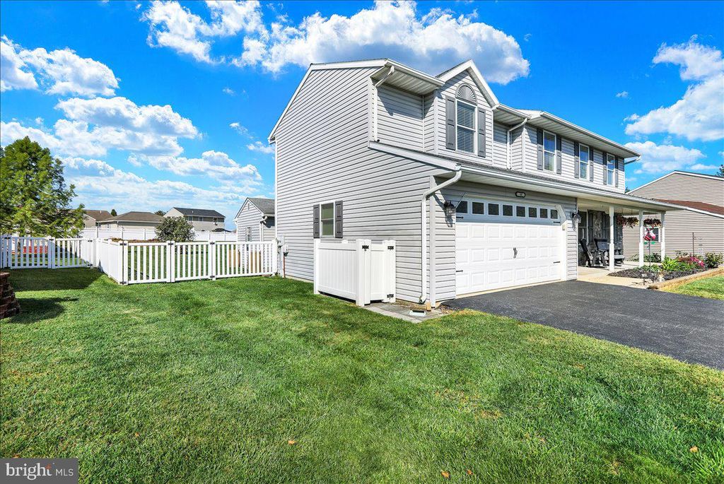 Photo of 30 Meadow Drive, NEWMANSTOWN, PA 17073 (MLS # PALN2023072)