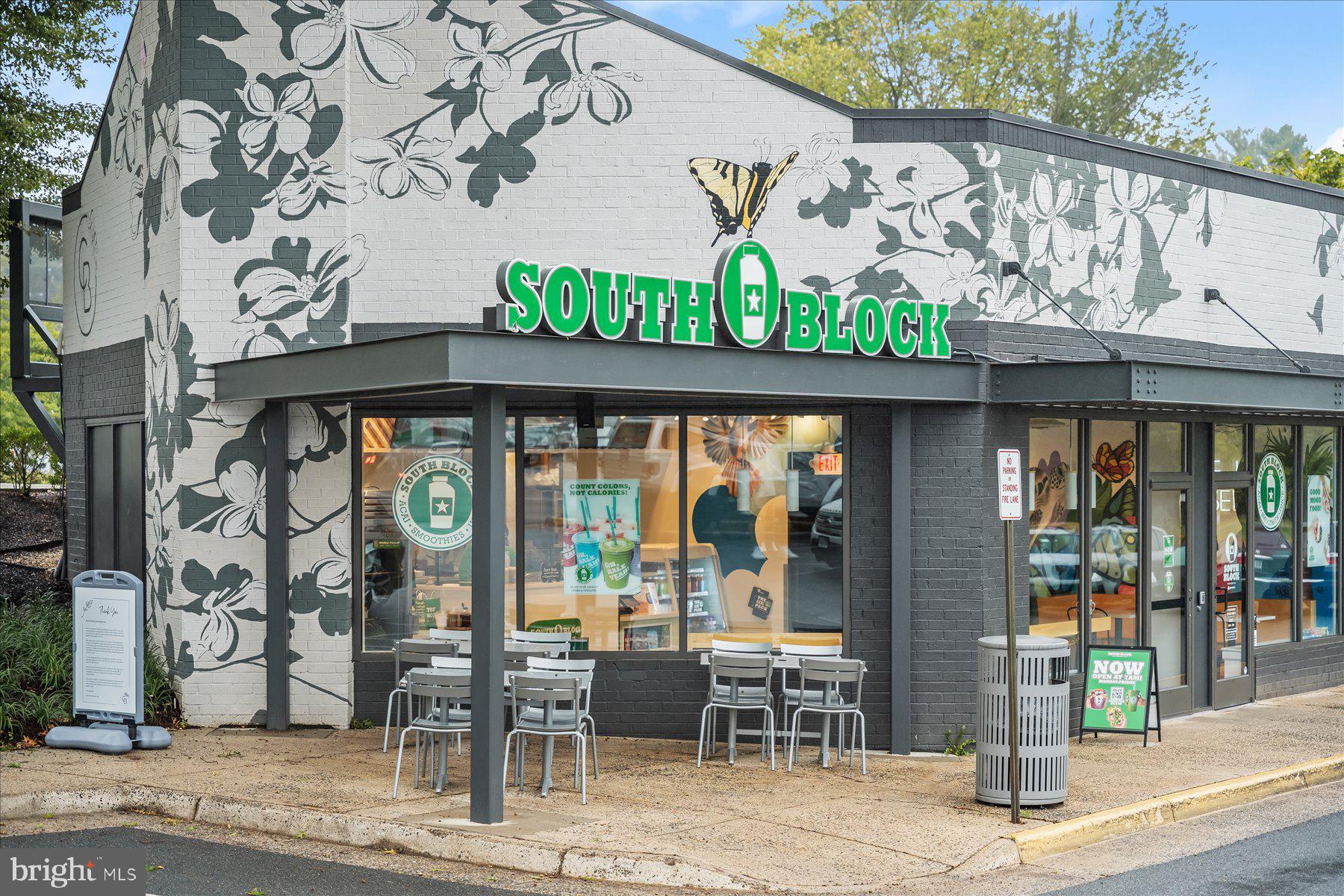 WILLIAMSBURG VILLAGE - Residential