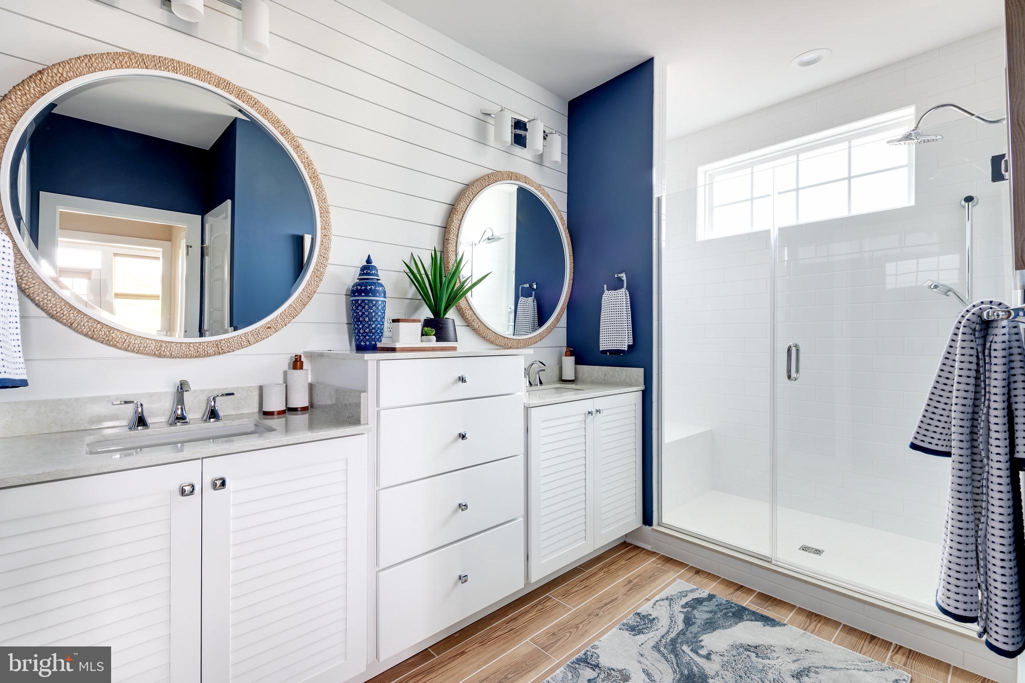 BRENTWOOD - Residential