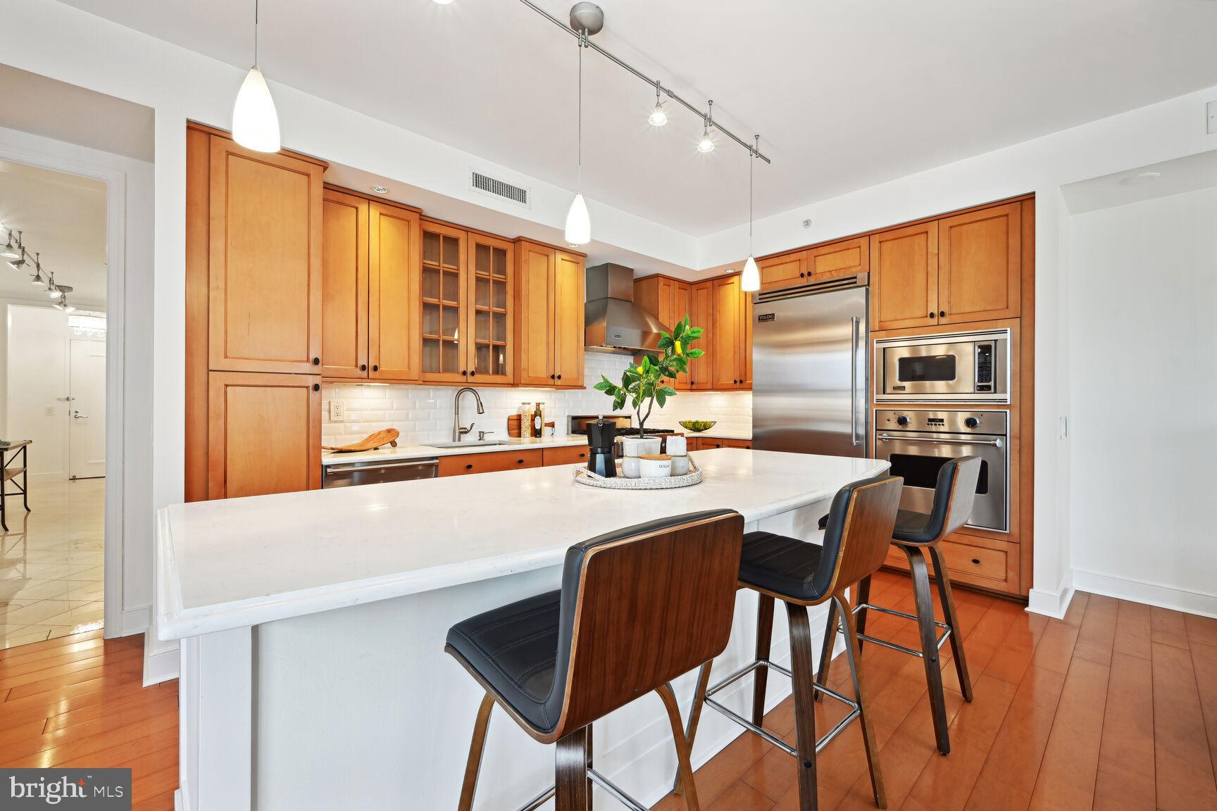 LIONSGATE - Residential