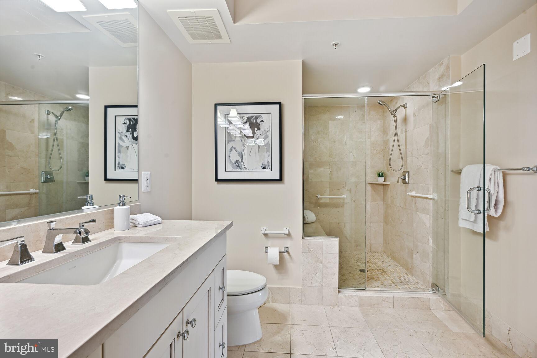 LIONSGATE - Residential