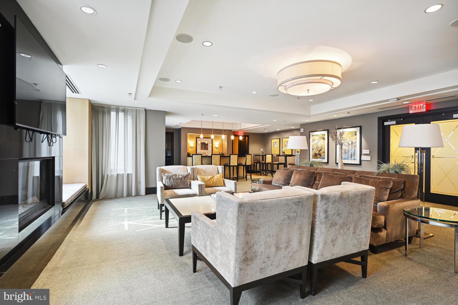 LIONSGATE - Residential