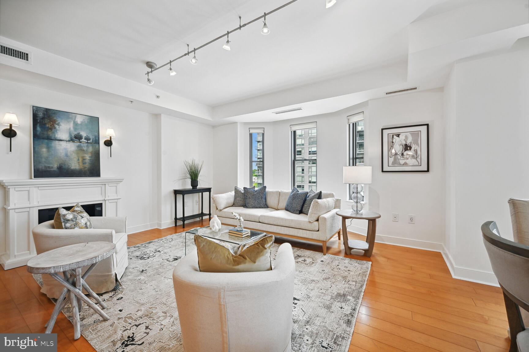 LIONSGATE - Residential