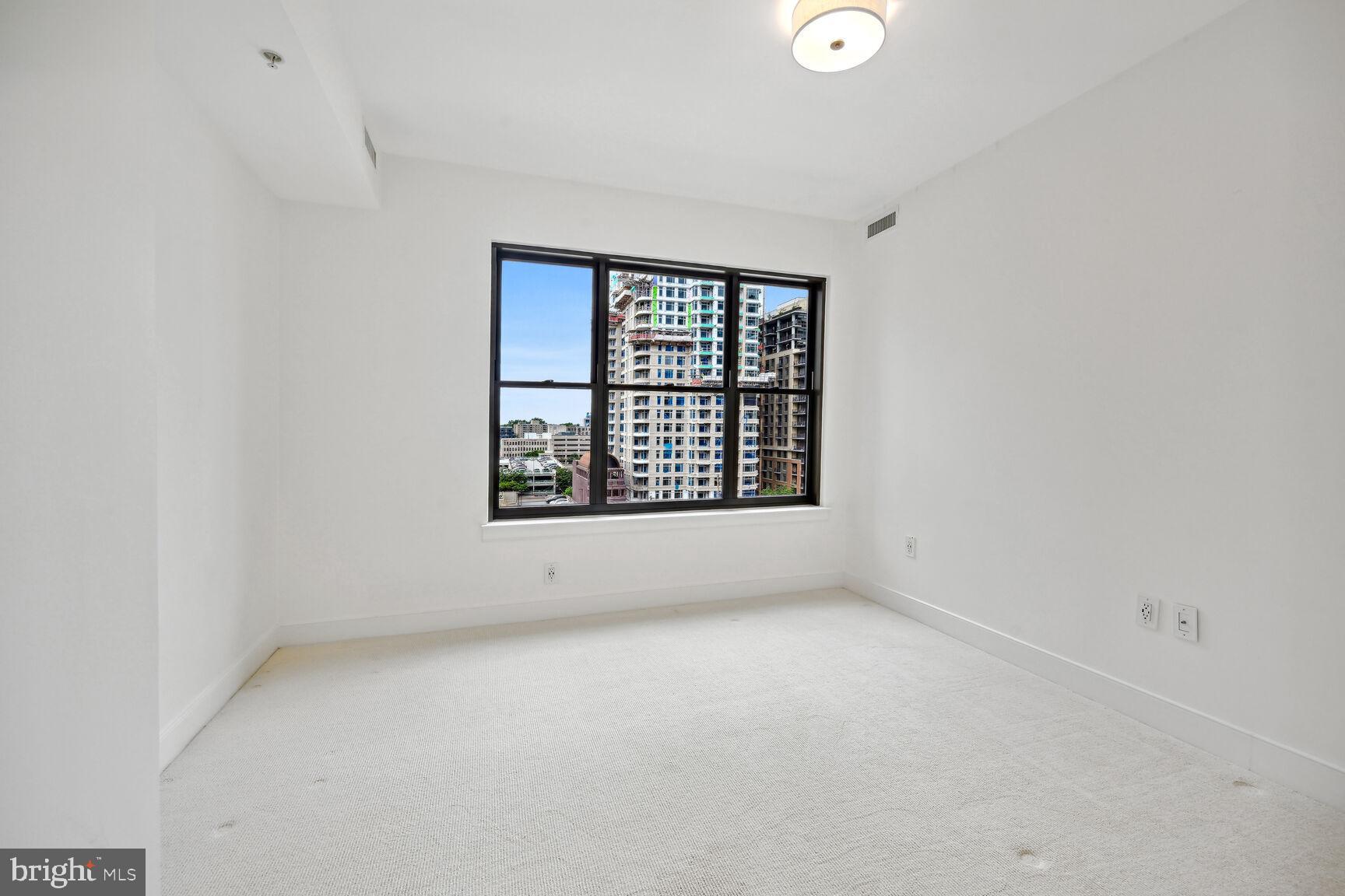 LIONSGATE - Residential