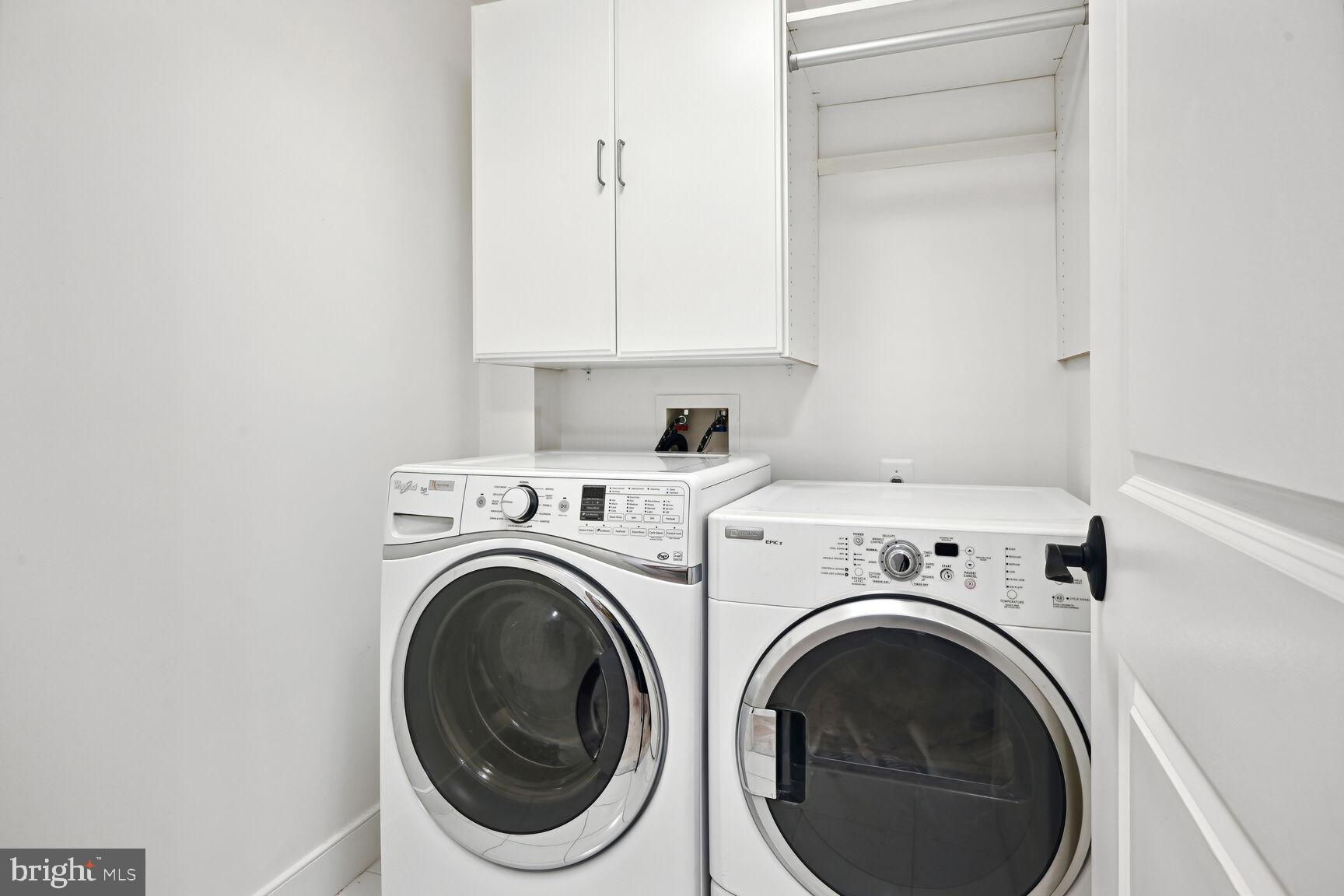 LIONSGATE - Residential