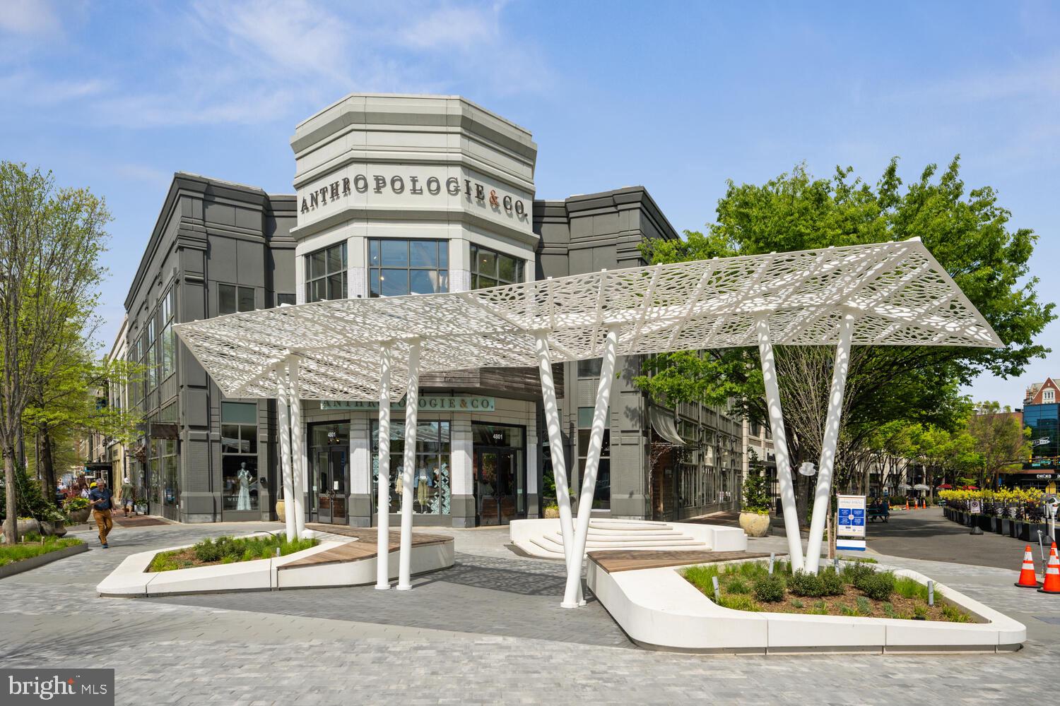 LIONSGATE - Residential