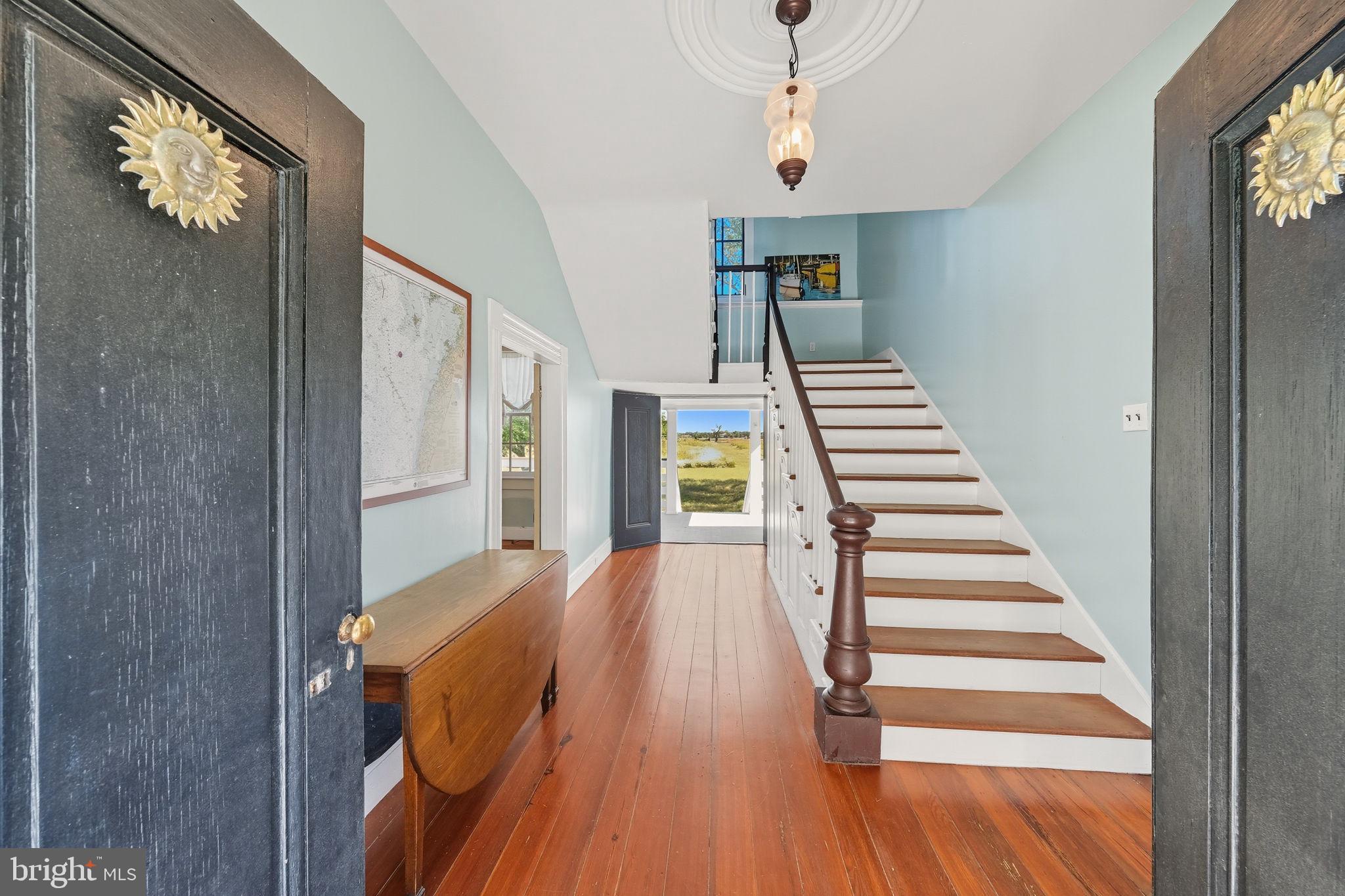 ROCK HALL - Residential