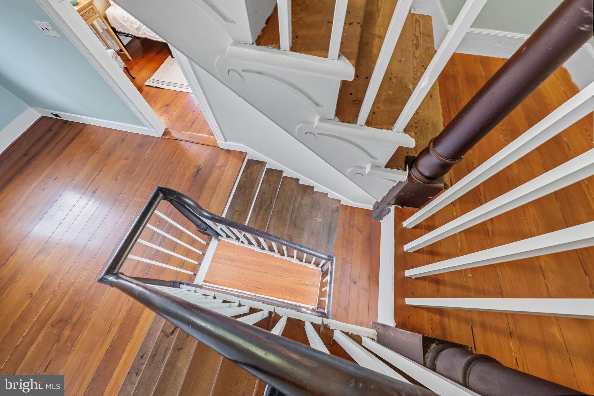 ROCK HALL - Residential