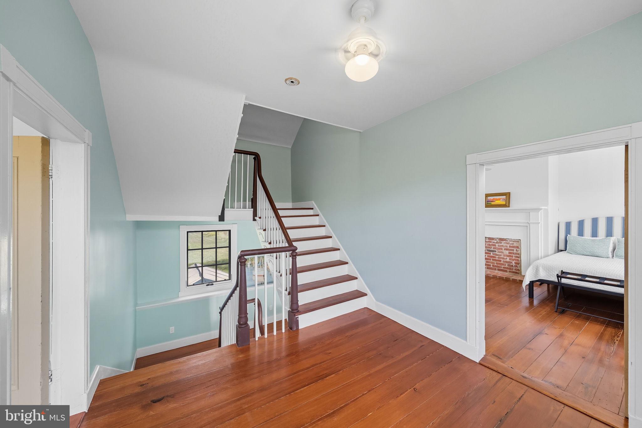 ROCK HALL - Residential