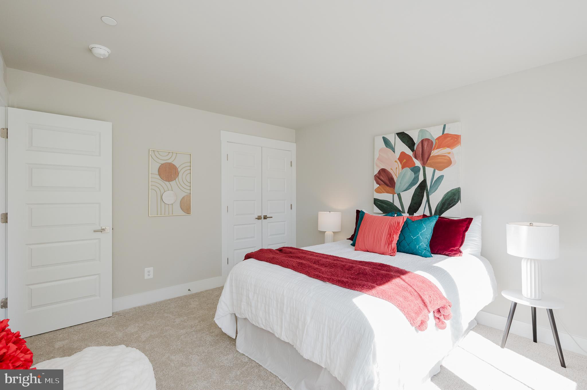 WATERS EDGE - Residential