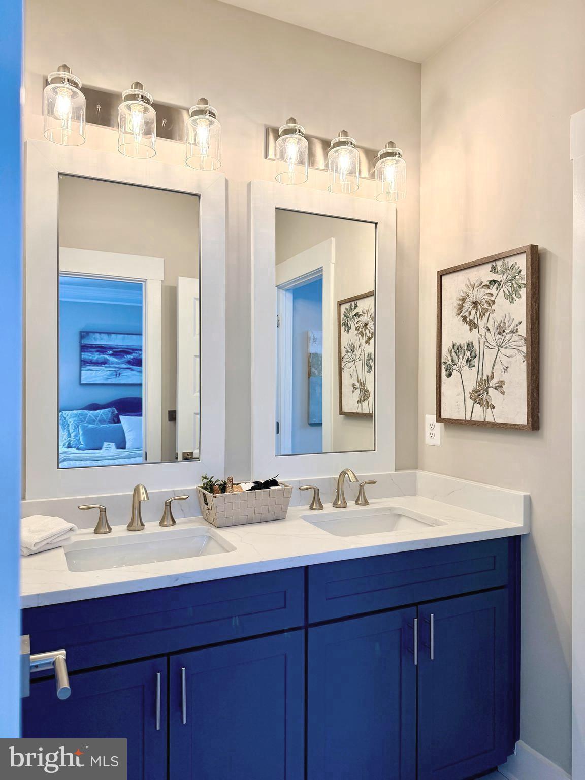 WATERS EDGE - Residential